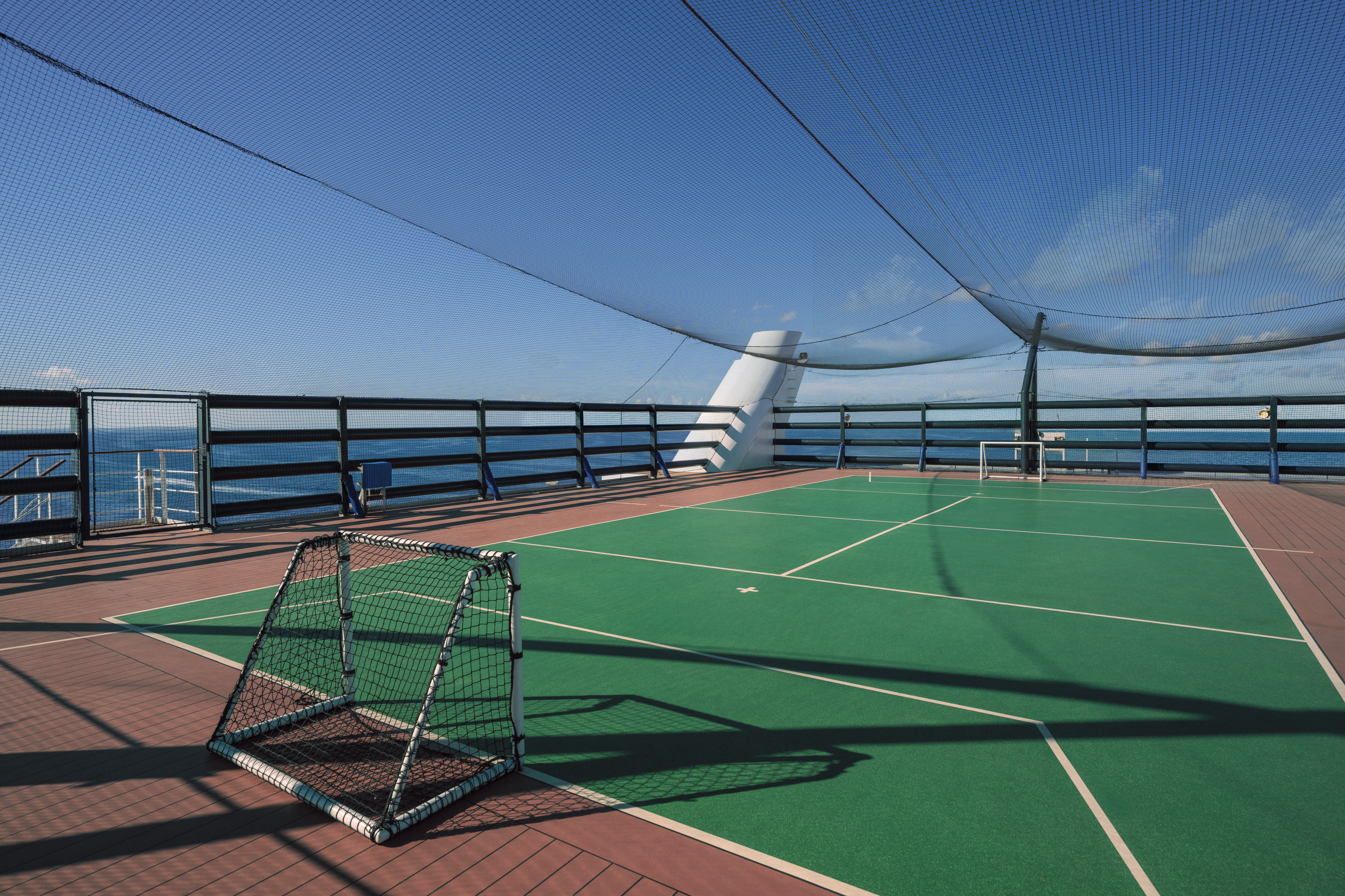 MSC Musica Sport Center outdoor court overlooking the ocean
