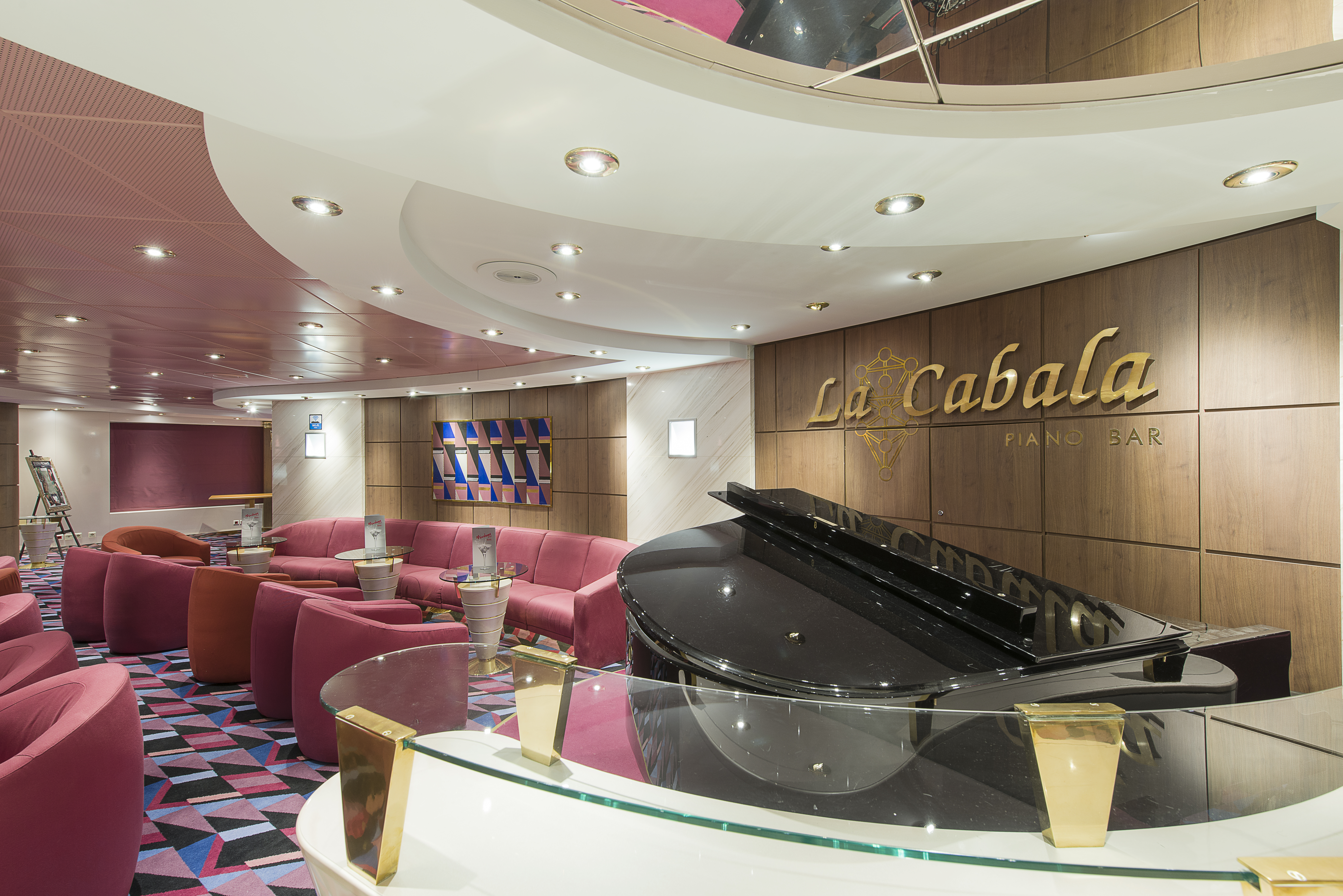 MSC Opera La Cabala Piano Bar