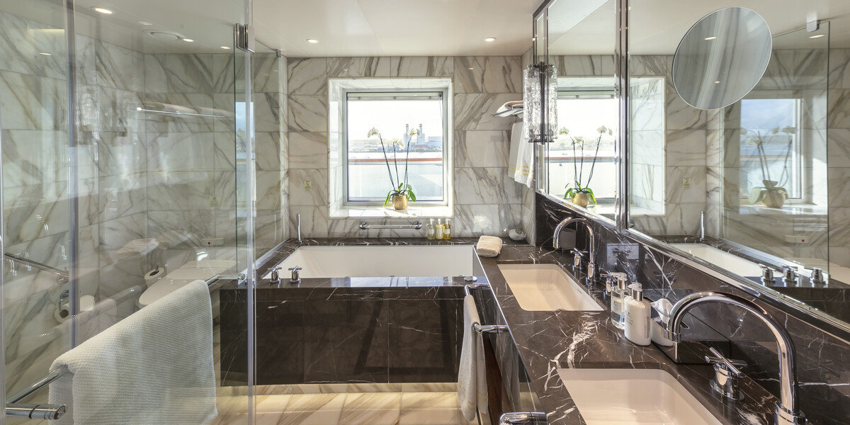 Queen Victoria stateroom