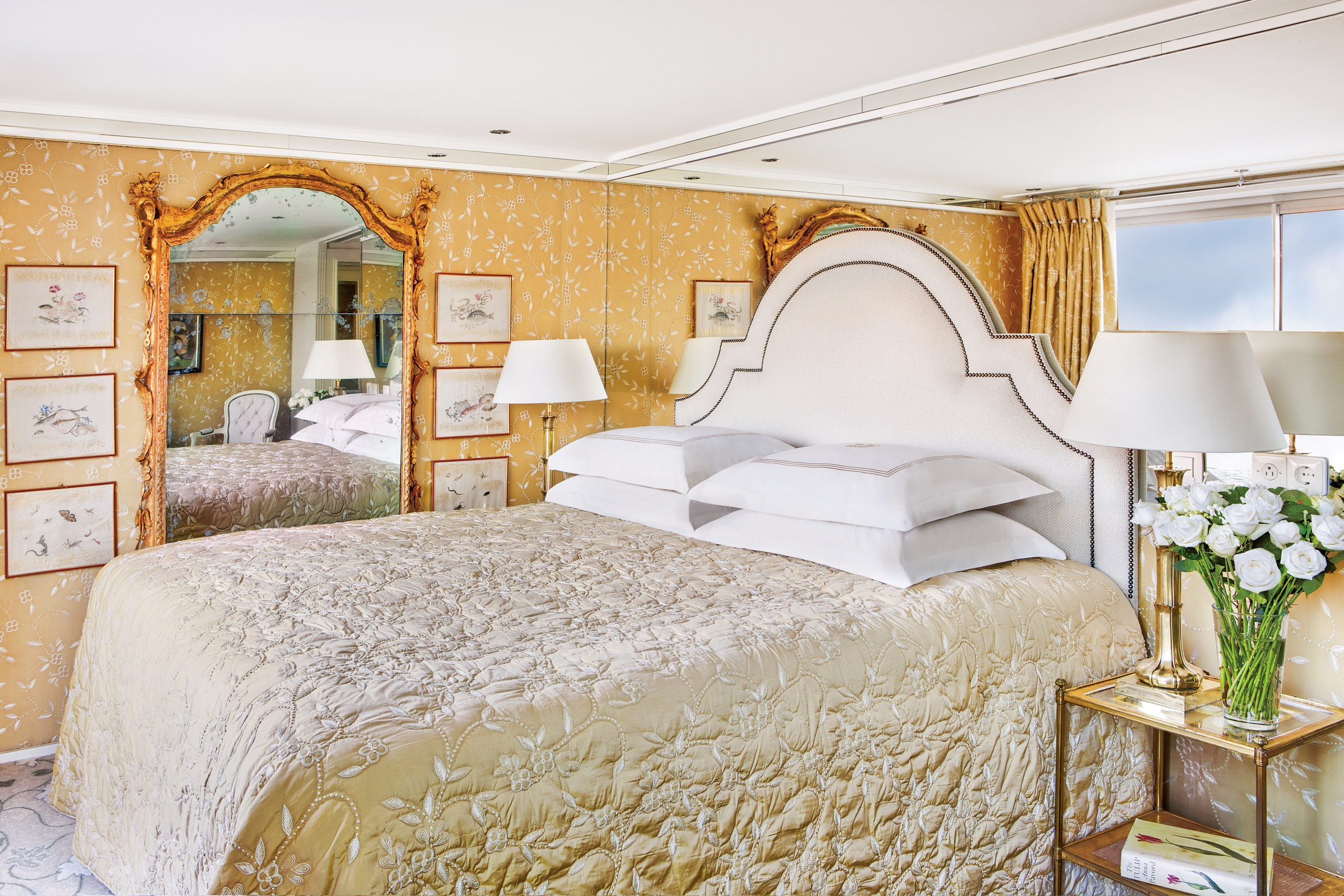 River Duchess – Suite bedroom