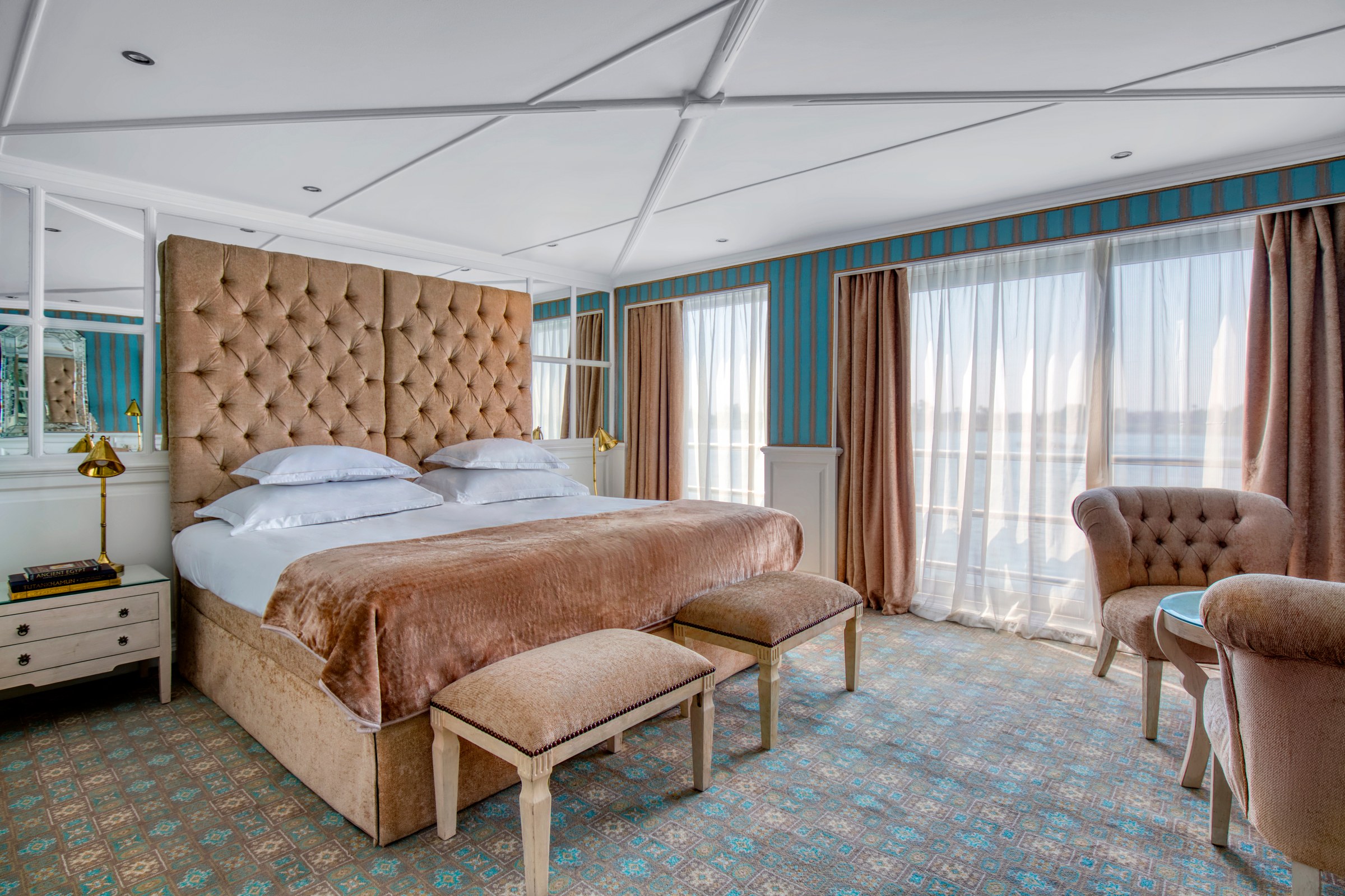 River Tosca – Grand Suite bedroom