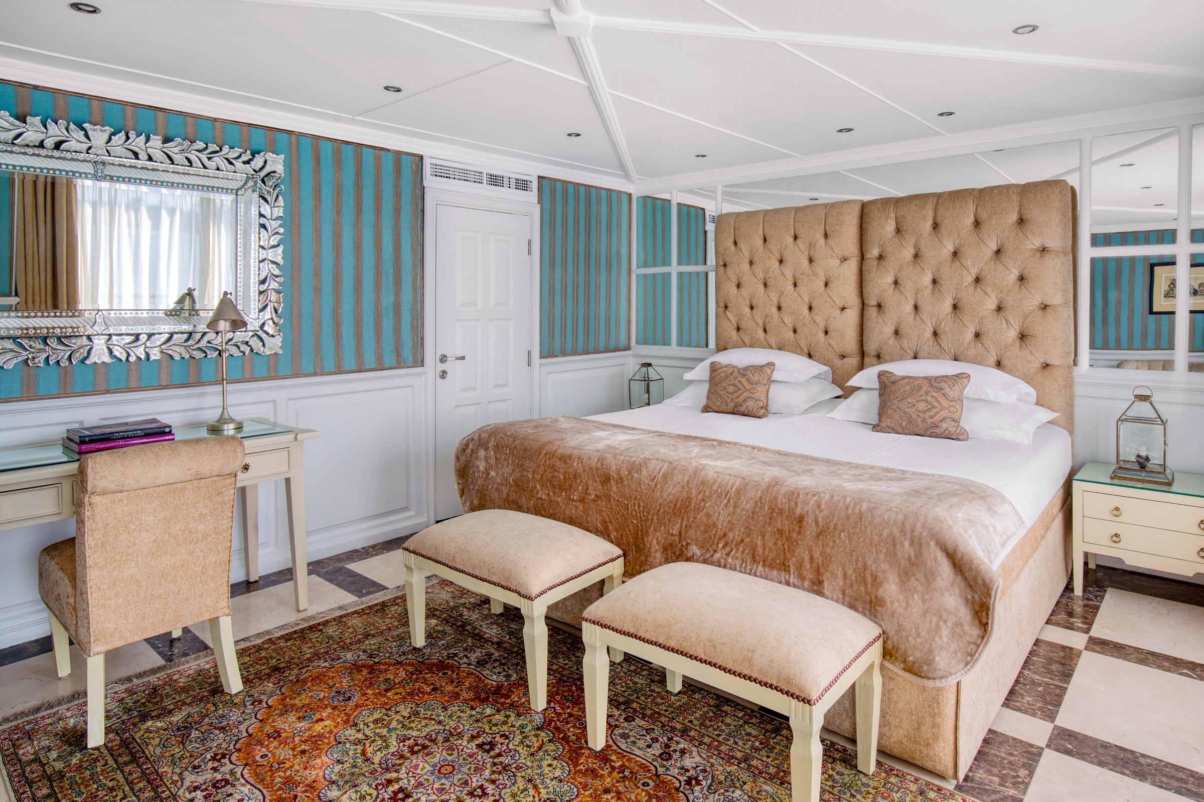 River Tosca – Royal Suite bedroom