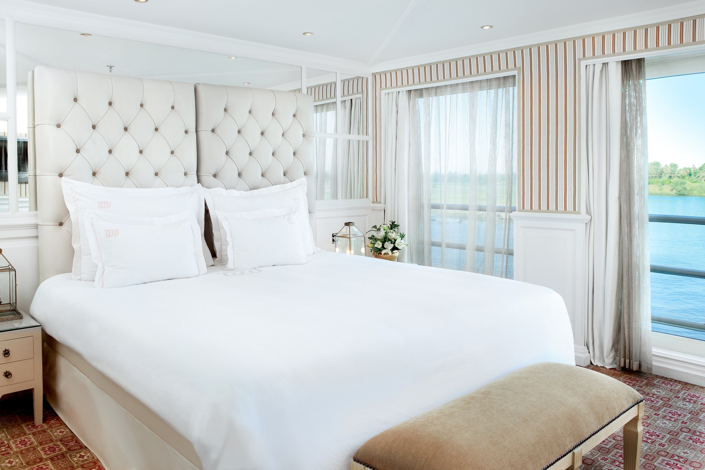 River Tosca – Suite bedroom