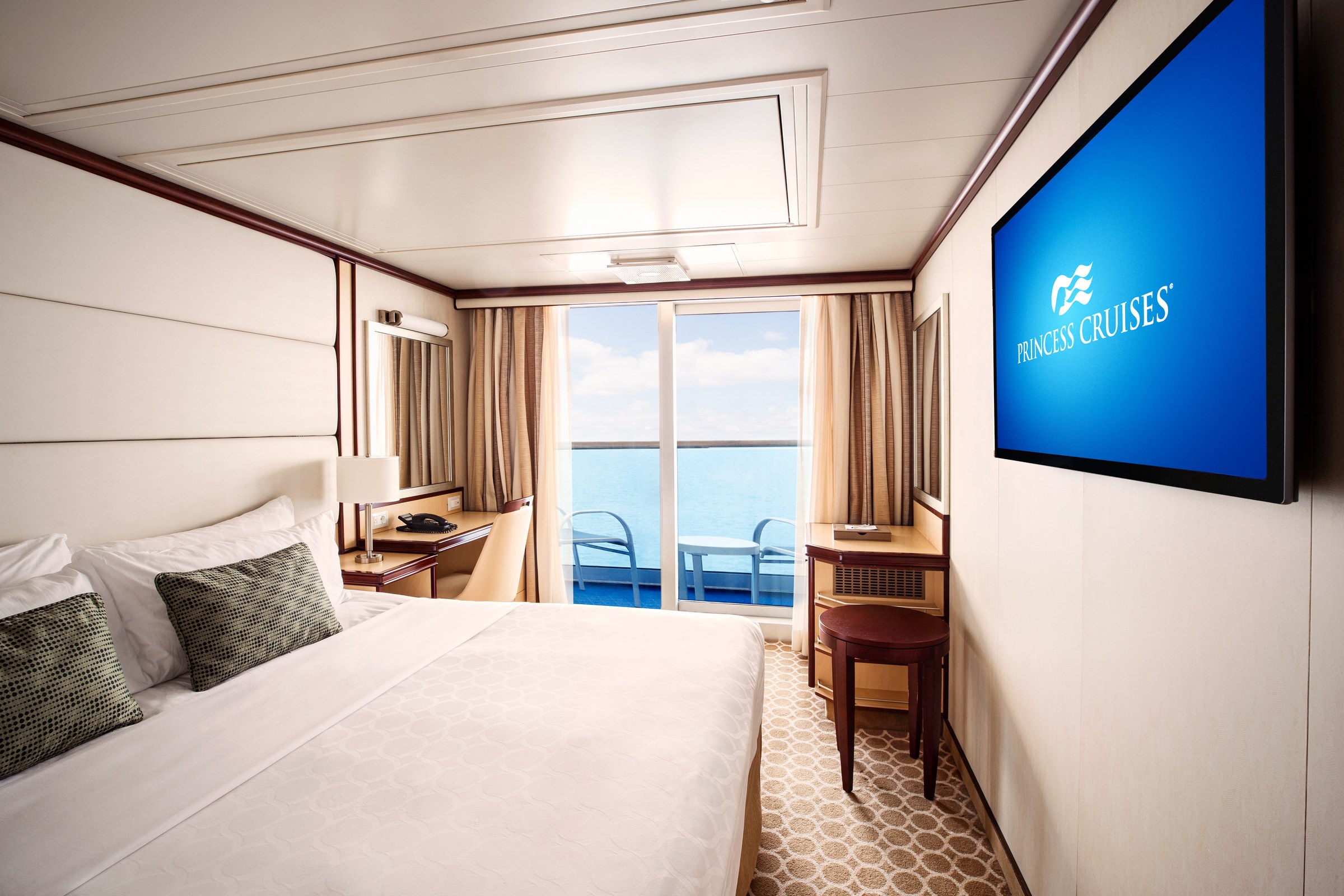 Royal Princess Balcony stateroom