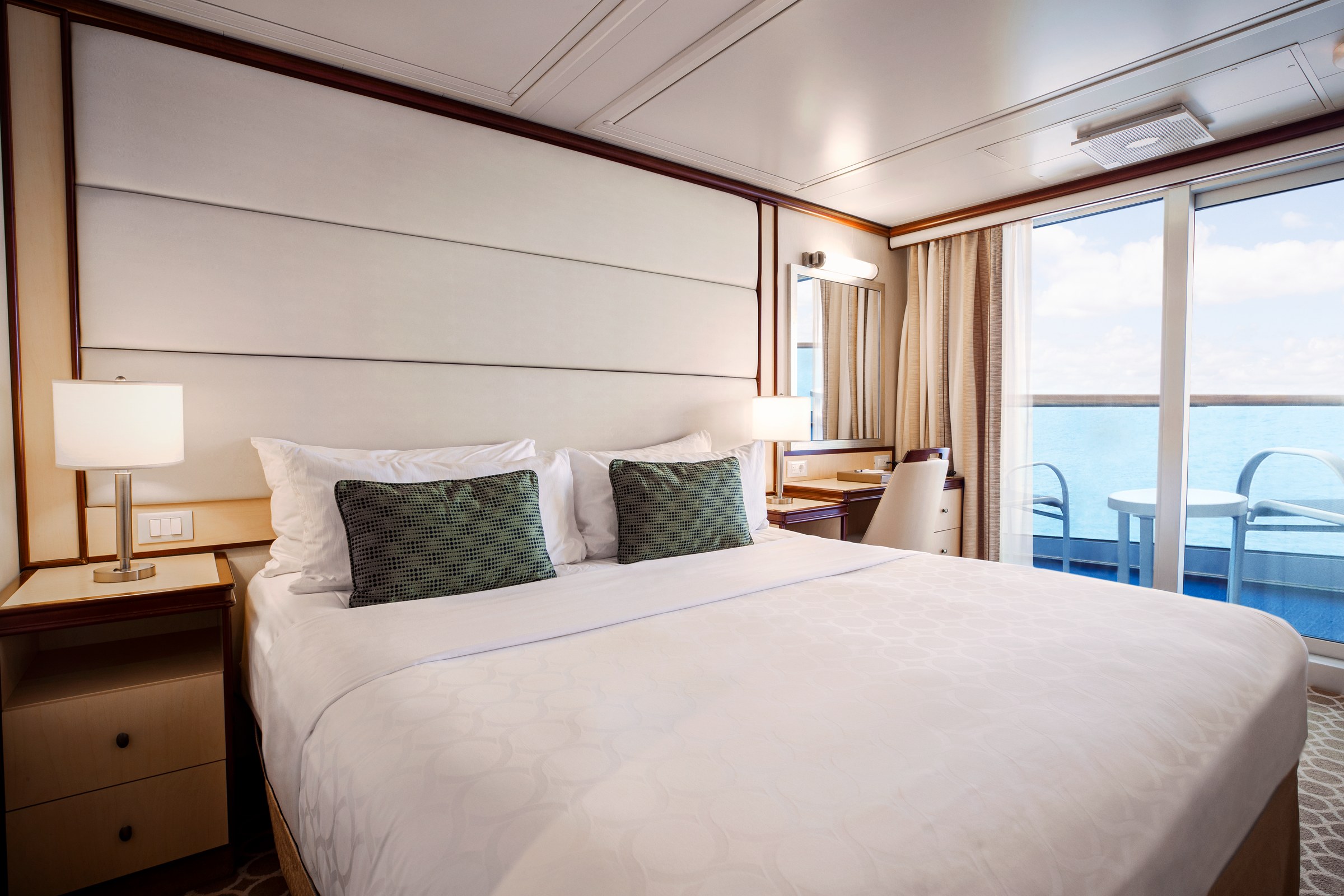 Royal Princess Balcony stateroom