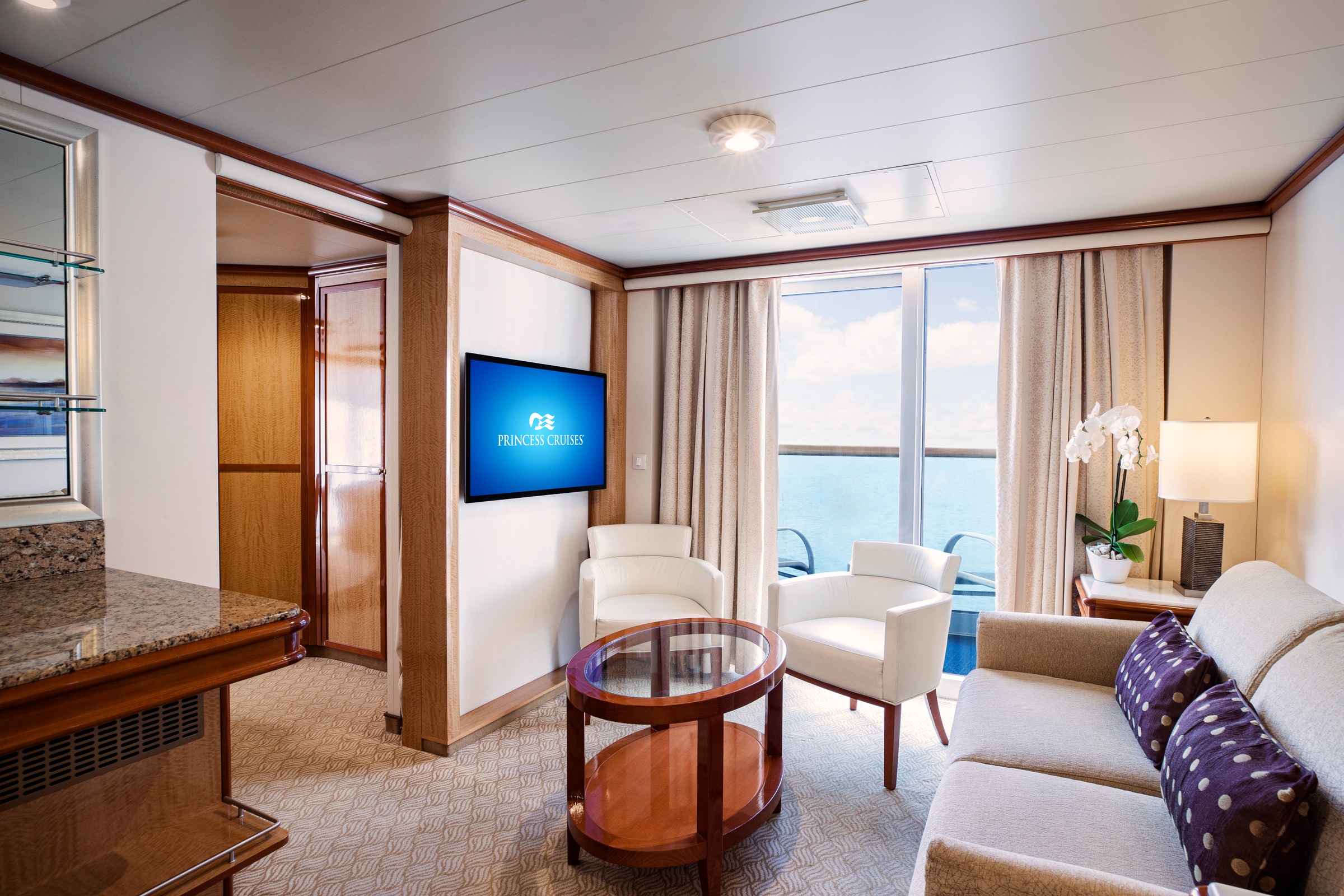 Royal Princess Suite living area