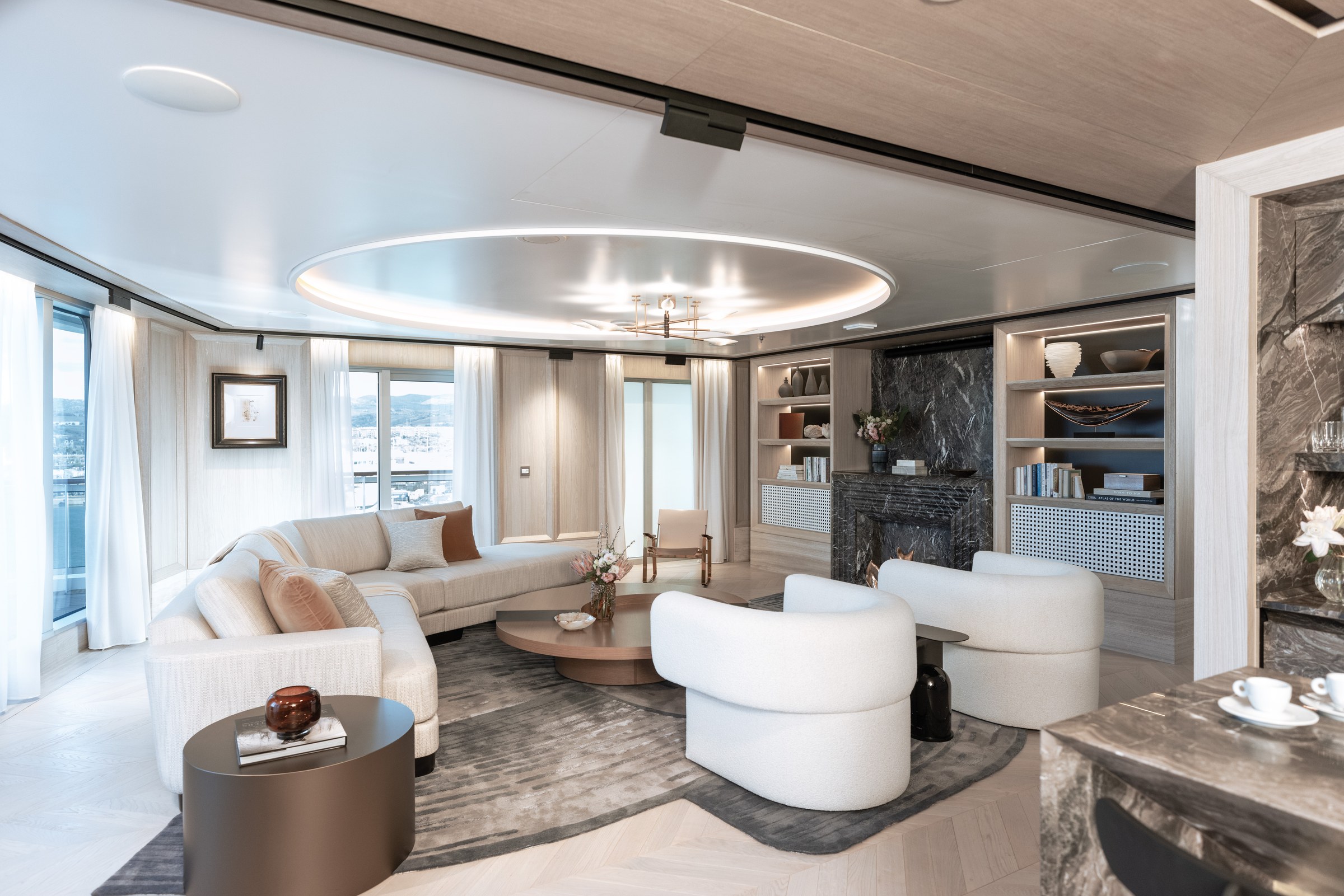 Seven Seas Grandeur – Regent Suite Living Room