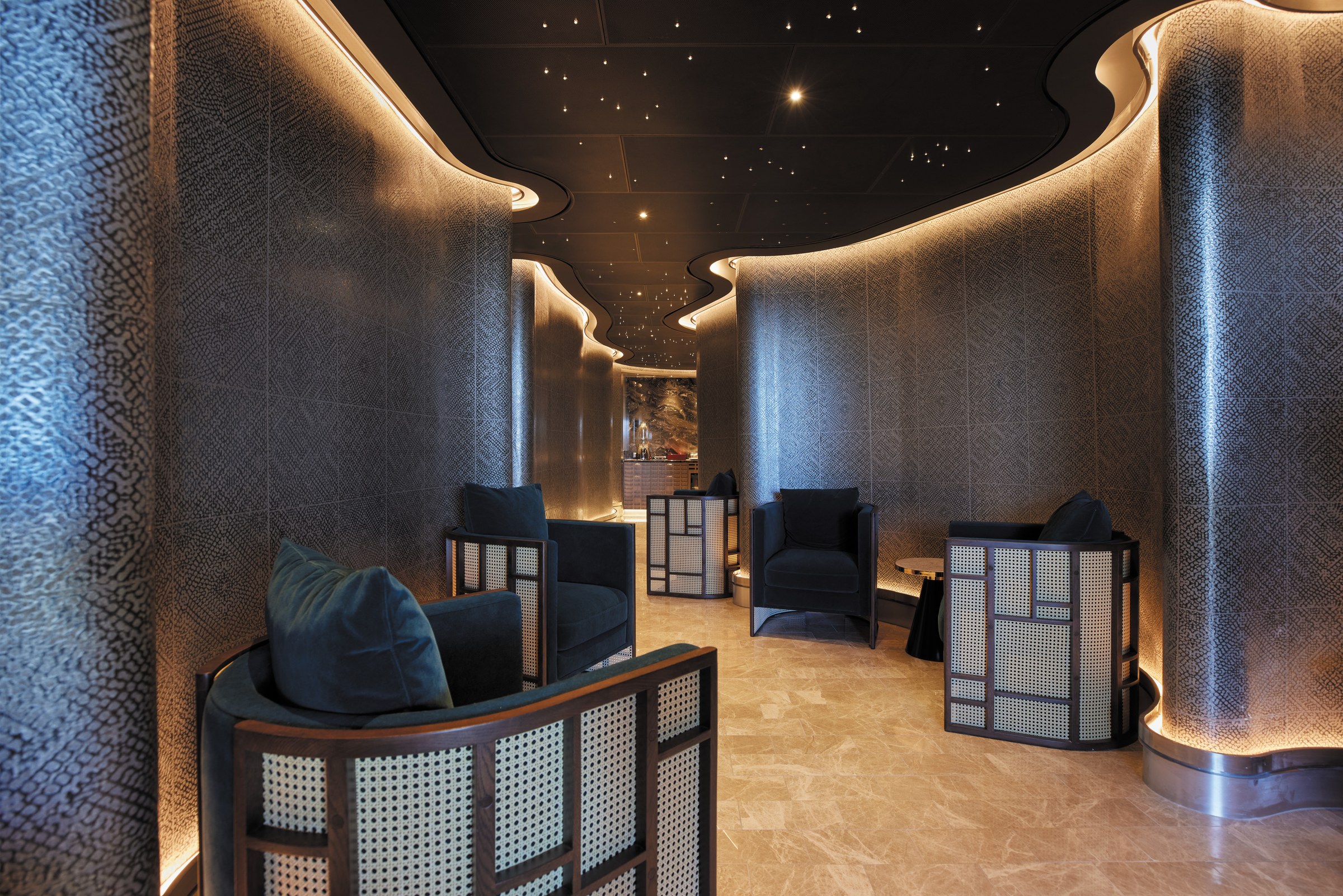 Seven Seas Grandeur – Spa Lounge Area