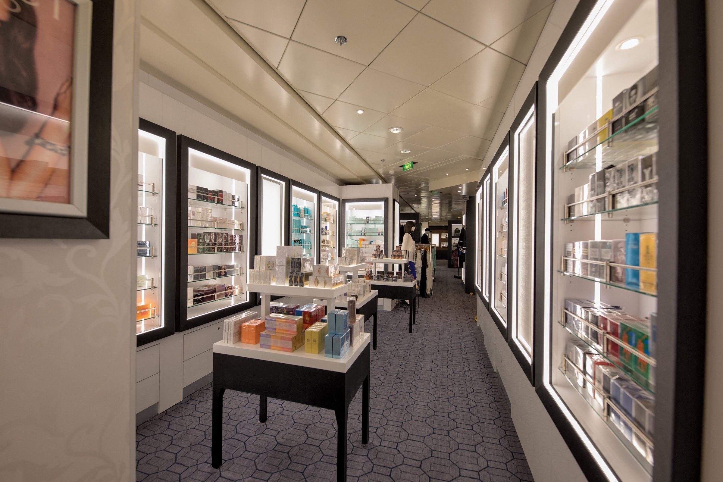 Seven Seas Mariner – Boutique