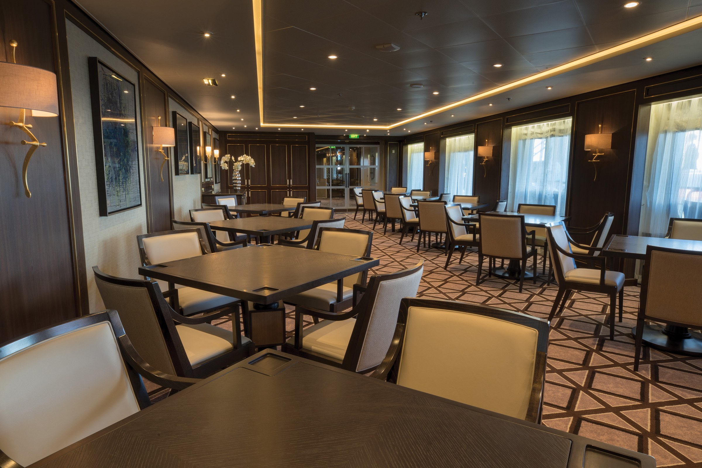 Seven Seas Mariner – Card Room