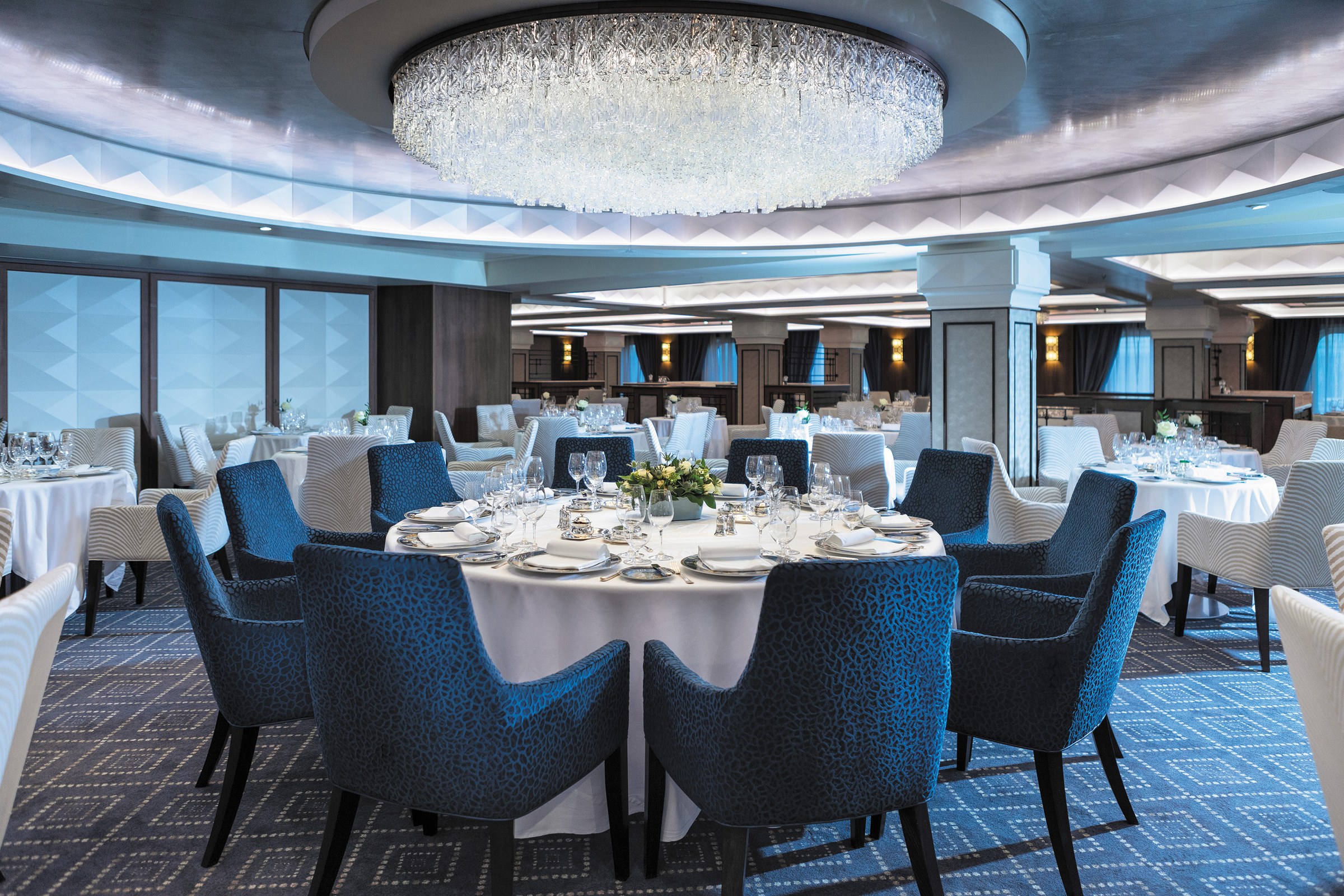 Seven Seas Mariner – Compass Rose