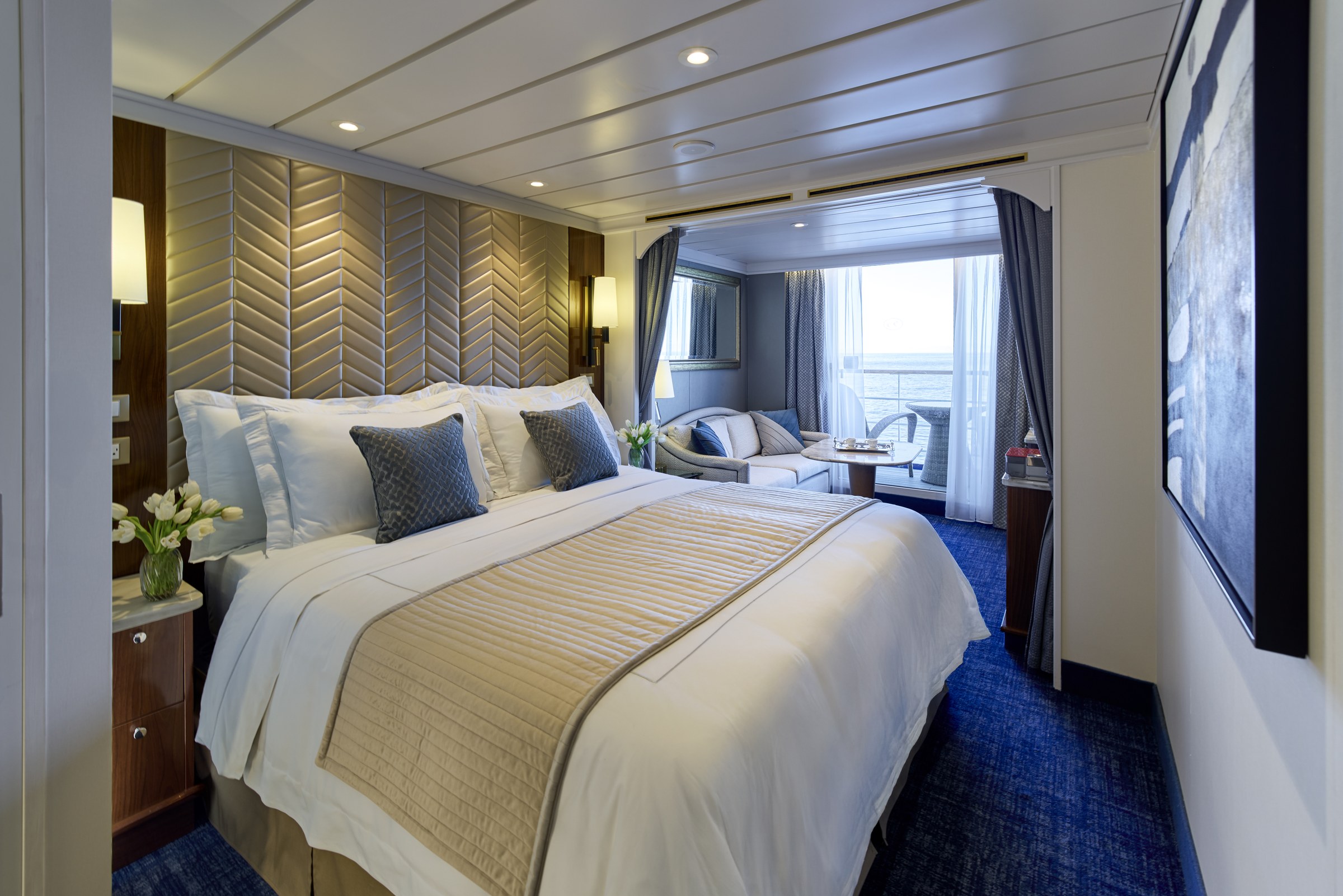 Seven Seas Mariner – Concierge Suite