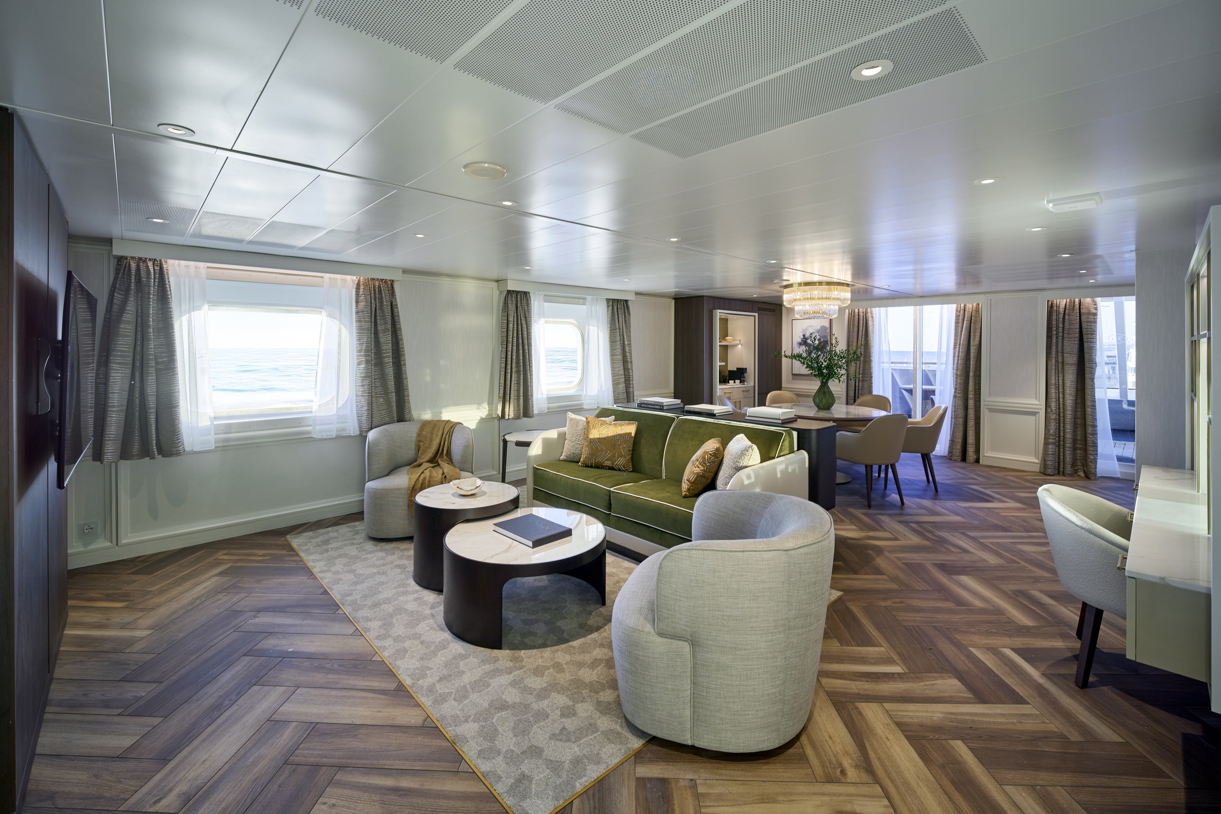 Seven Seas Mariner – Signature Suite