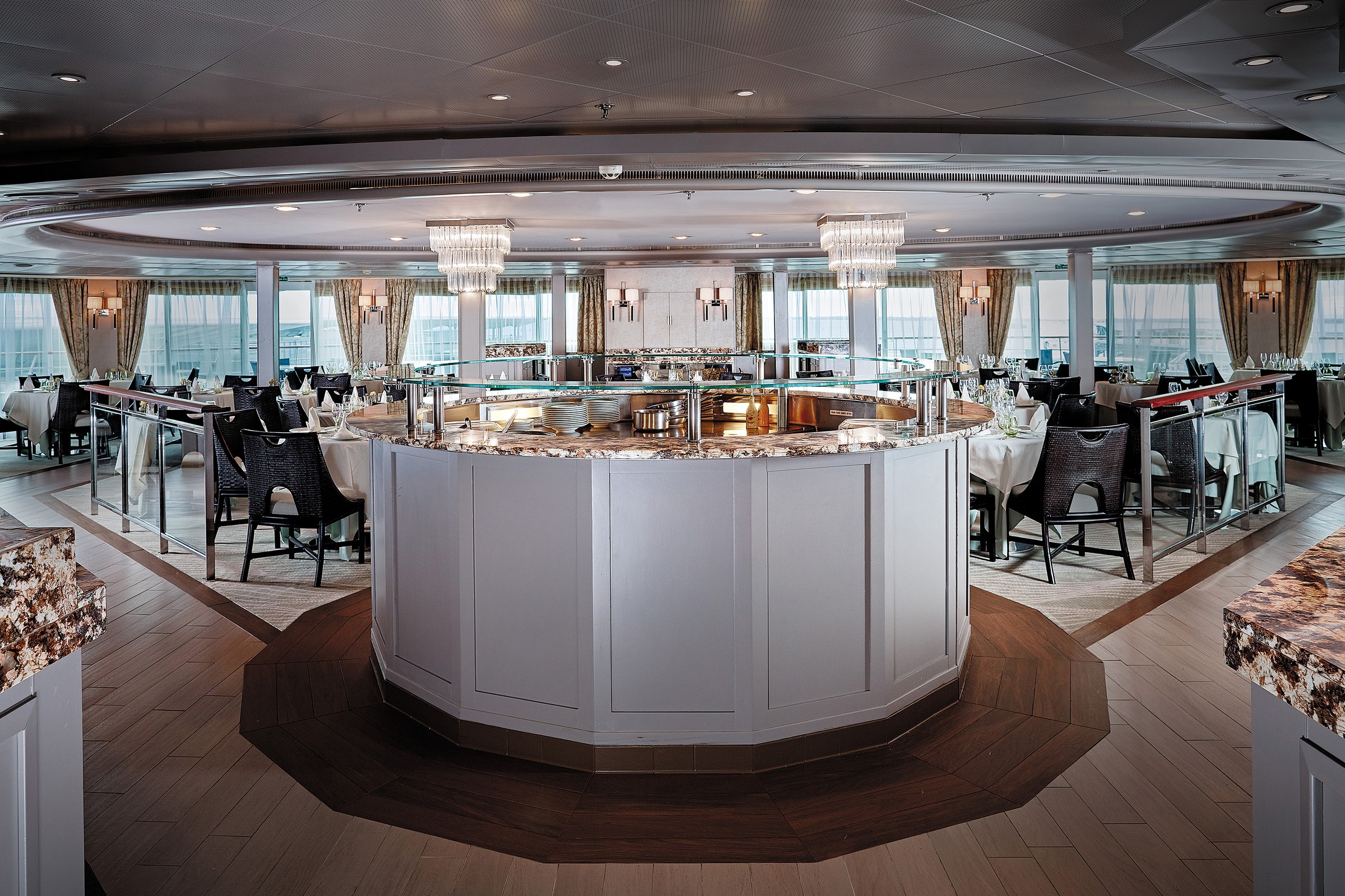 Seven Seas Navigator – La Veranda