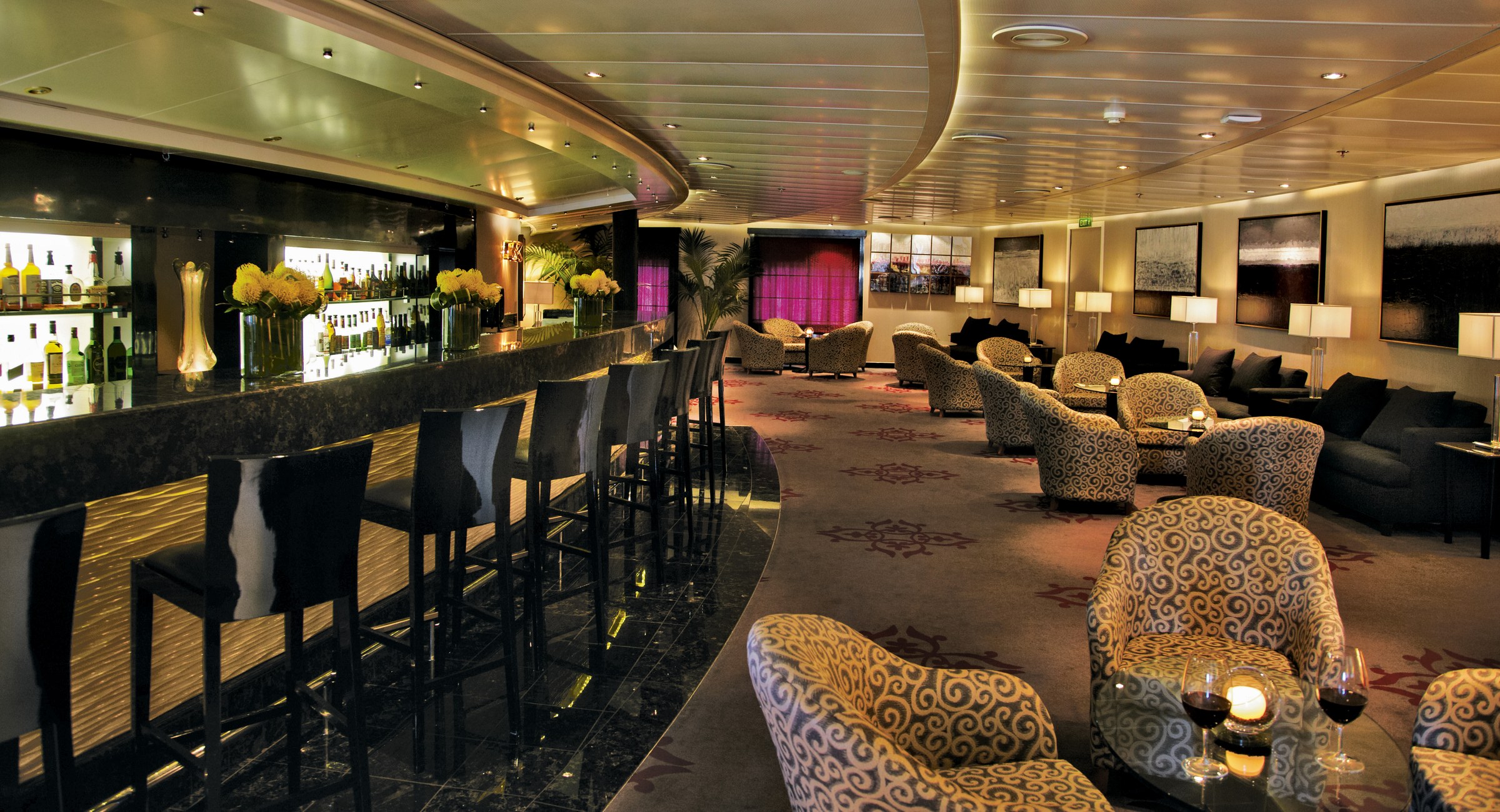 Seven Seas Navigator – Stars Lounge