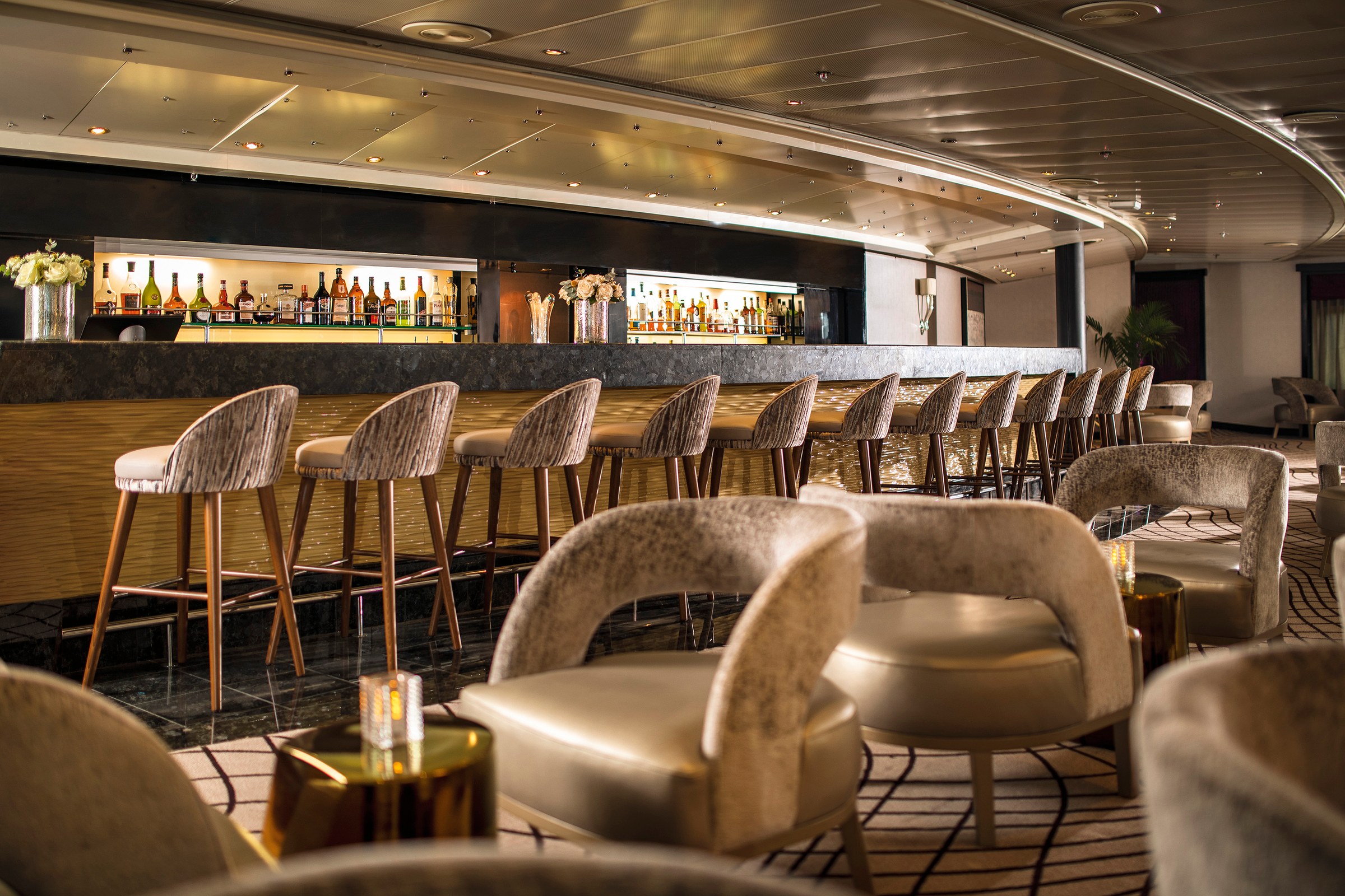Seven Seas Navigator – Stars Lounge