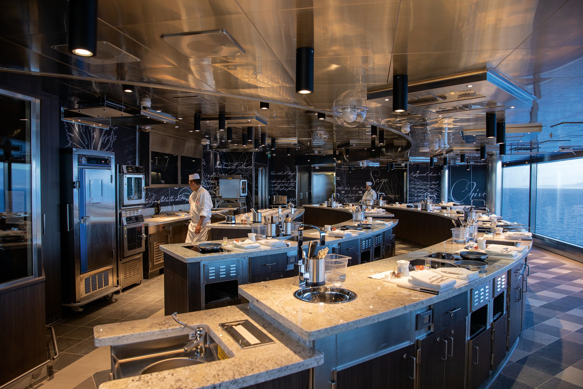 Seven Seas Splendor – Culinary Arts Kitchen