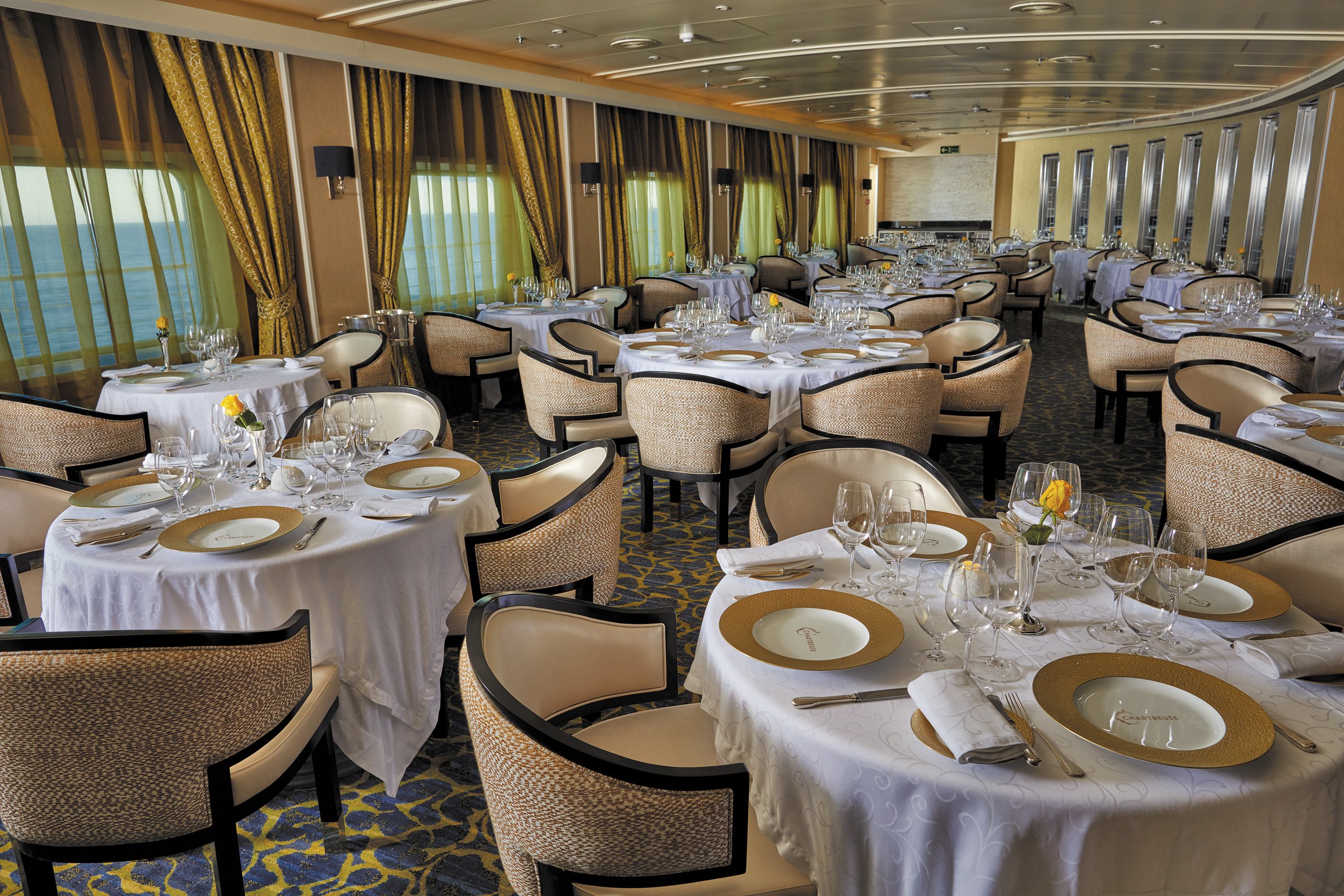 Seven Seas Voyager – Chartreuse