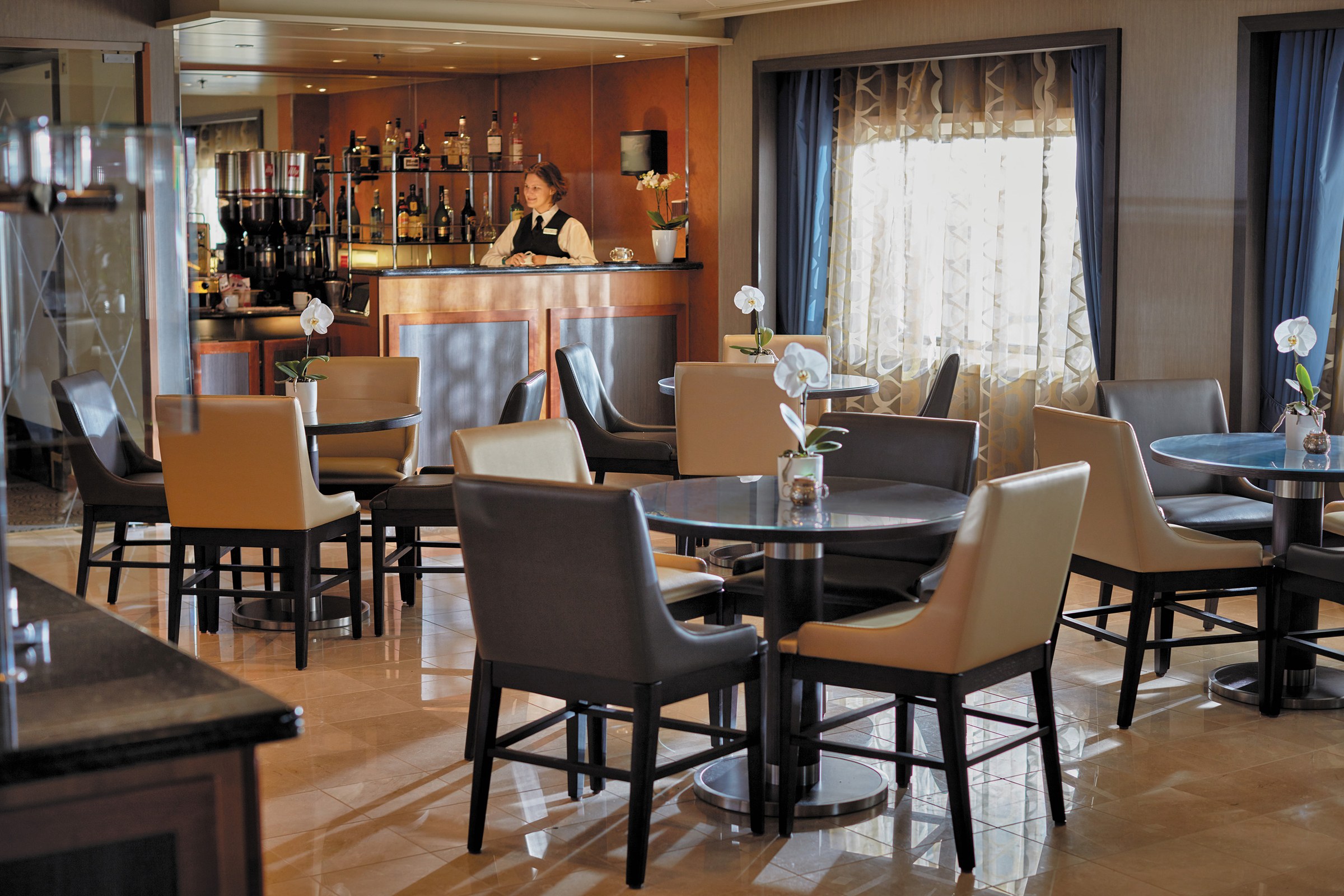 Seven Seas Voyager – Coffee Connection