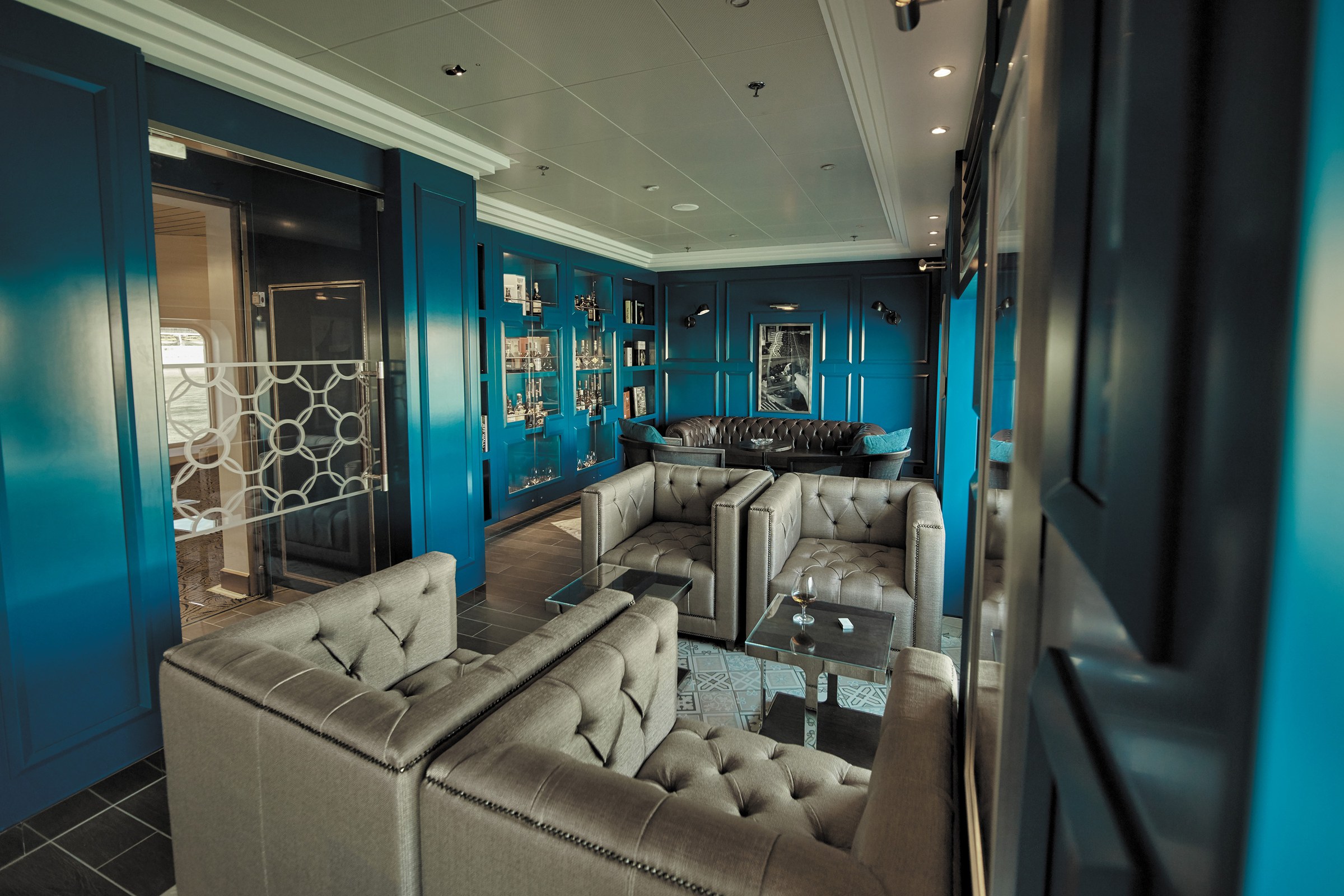 Seven Seas Voyager – Connoisseur Club