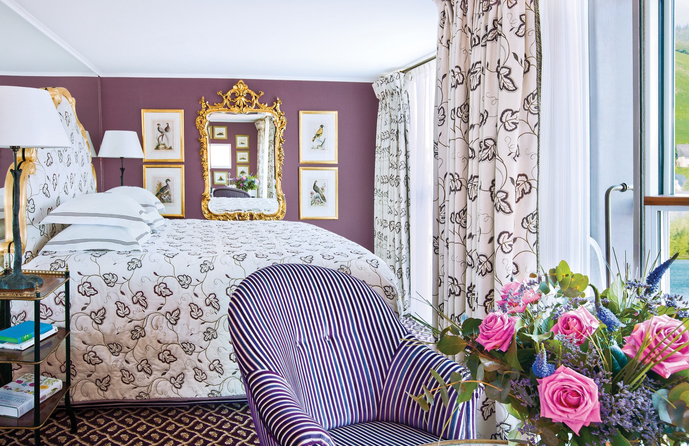 S.S. Antoinette – Suite bedroom