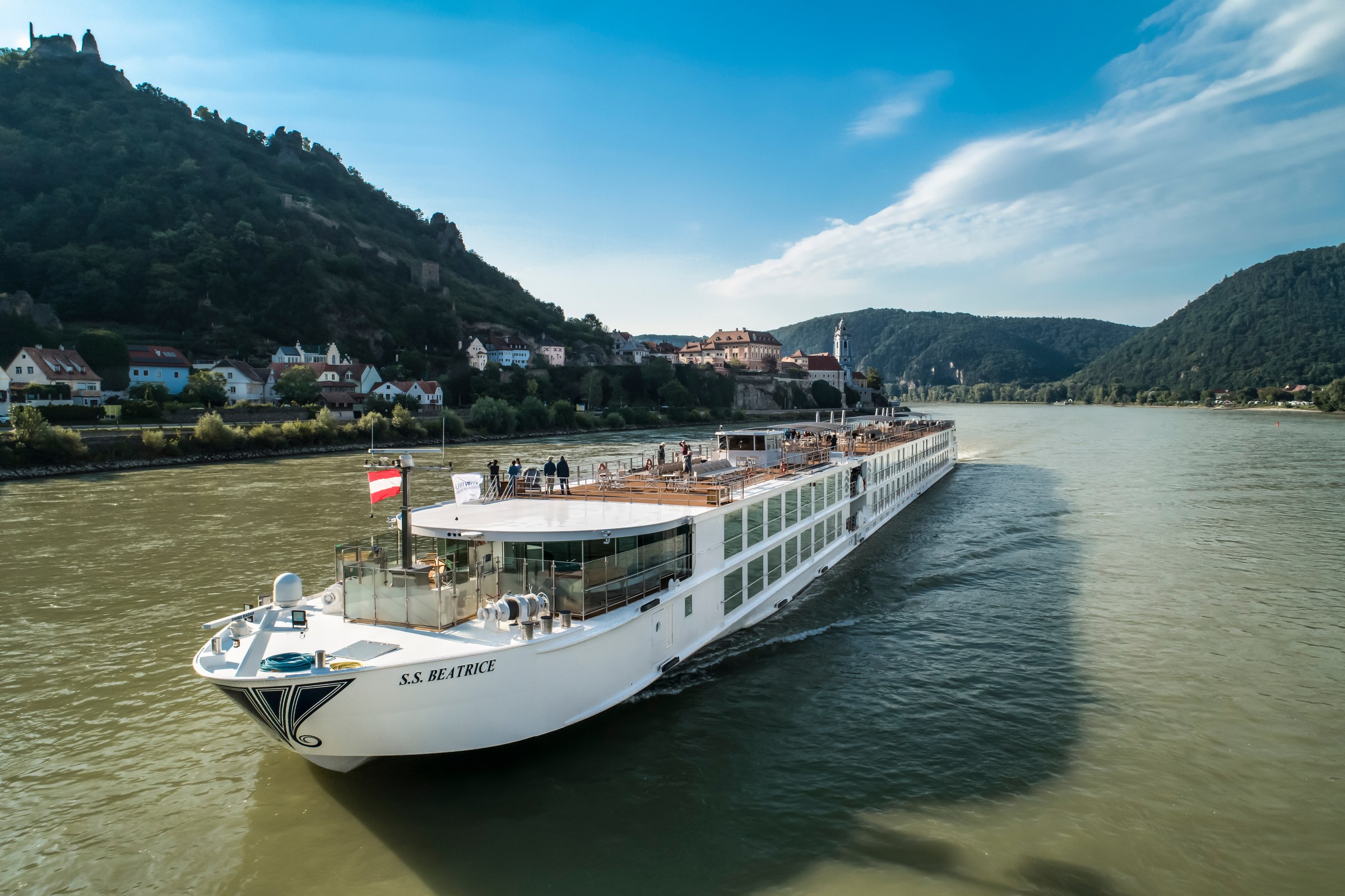 S.S. Beatrice – sailing the Danube