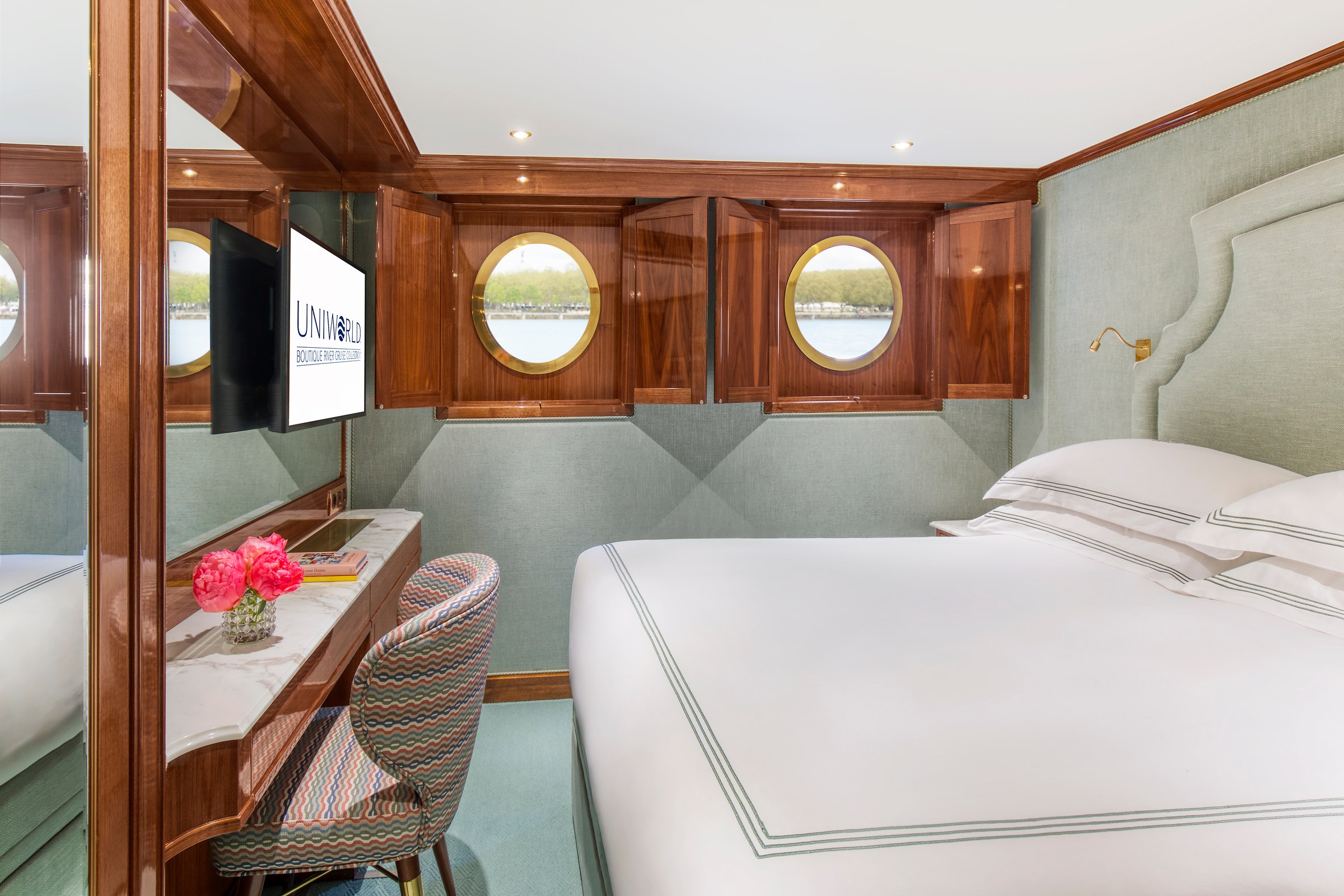 S.S. Bon Voyage – Classic stateroom