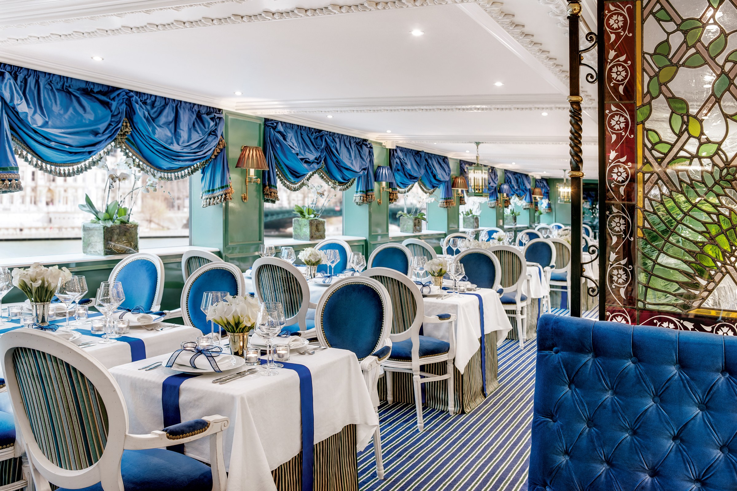 S.S. Catherine – Cézanne Restaurant
