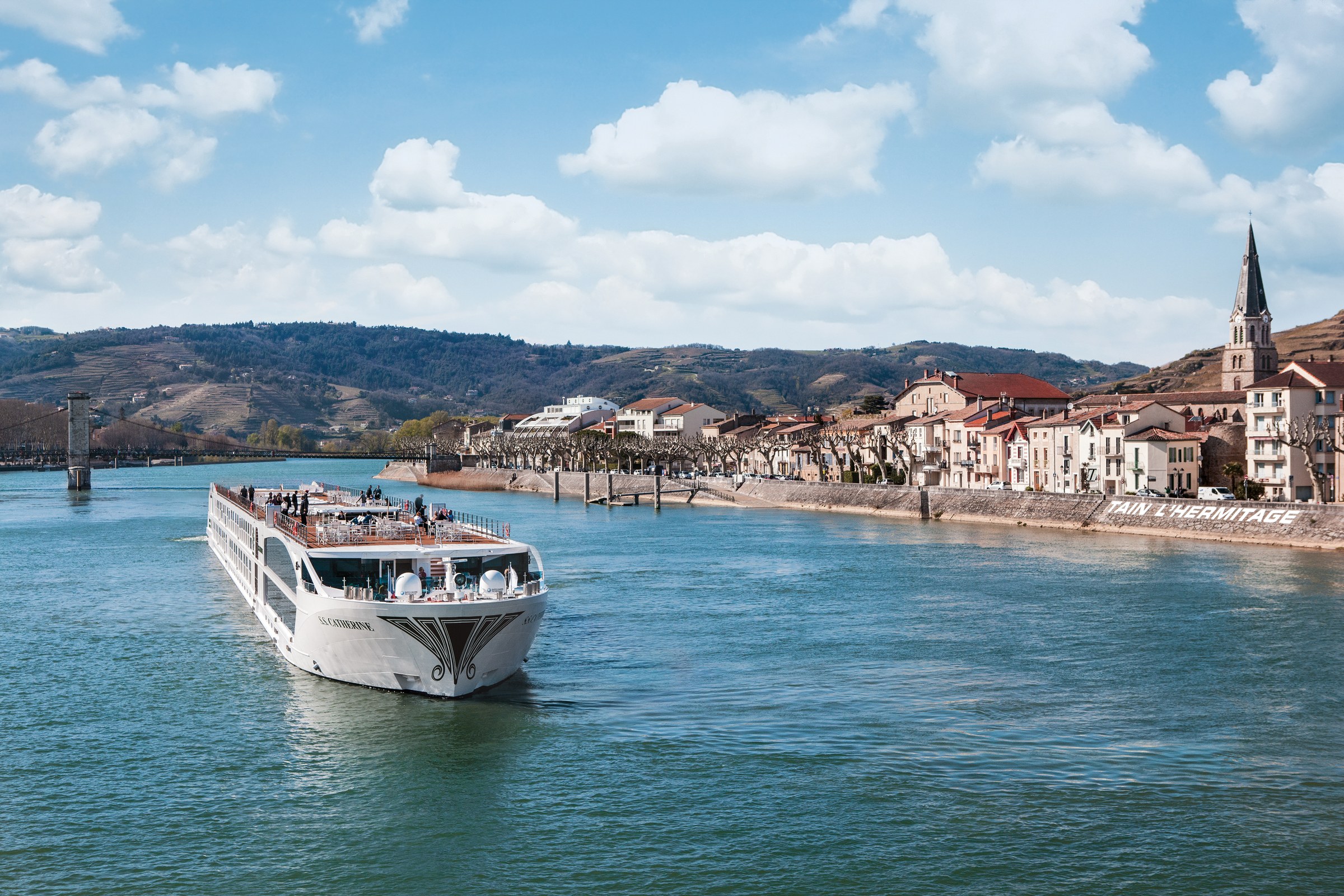 S.S. Catherine – sailing in France