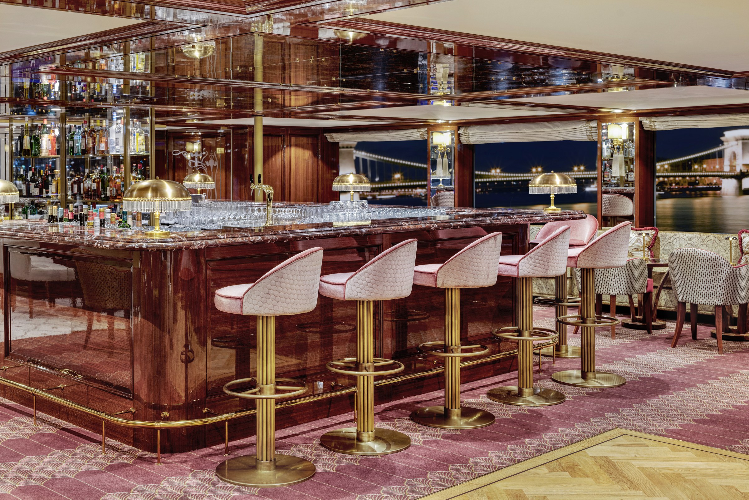 S.S. Emilie – Lounge bar