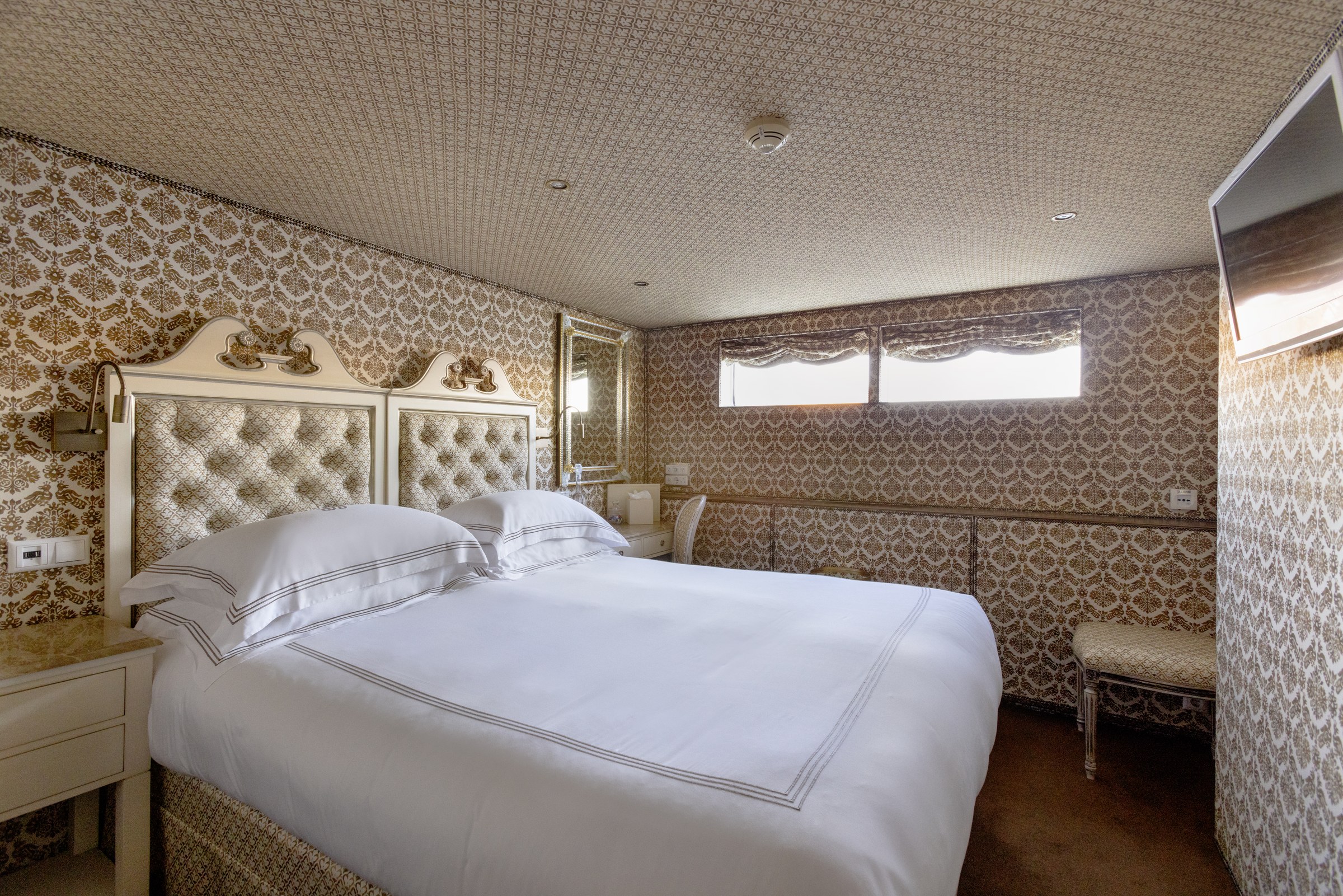 S.S. La Venezia – Classic stateroom
