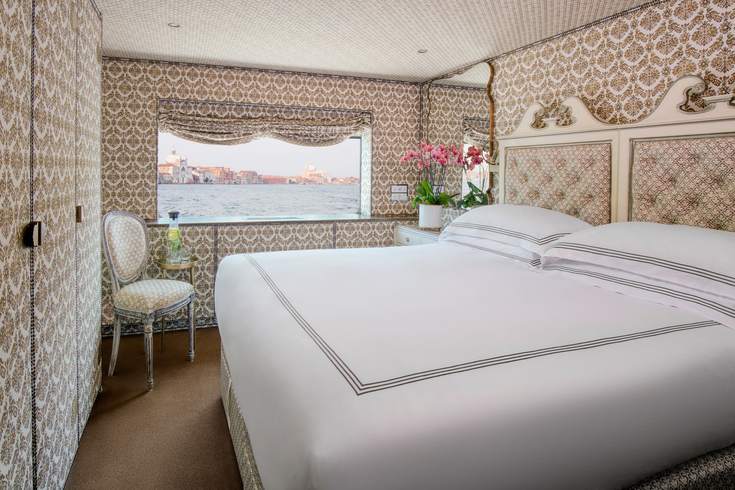 S.S. La Venezia – stateroom