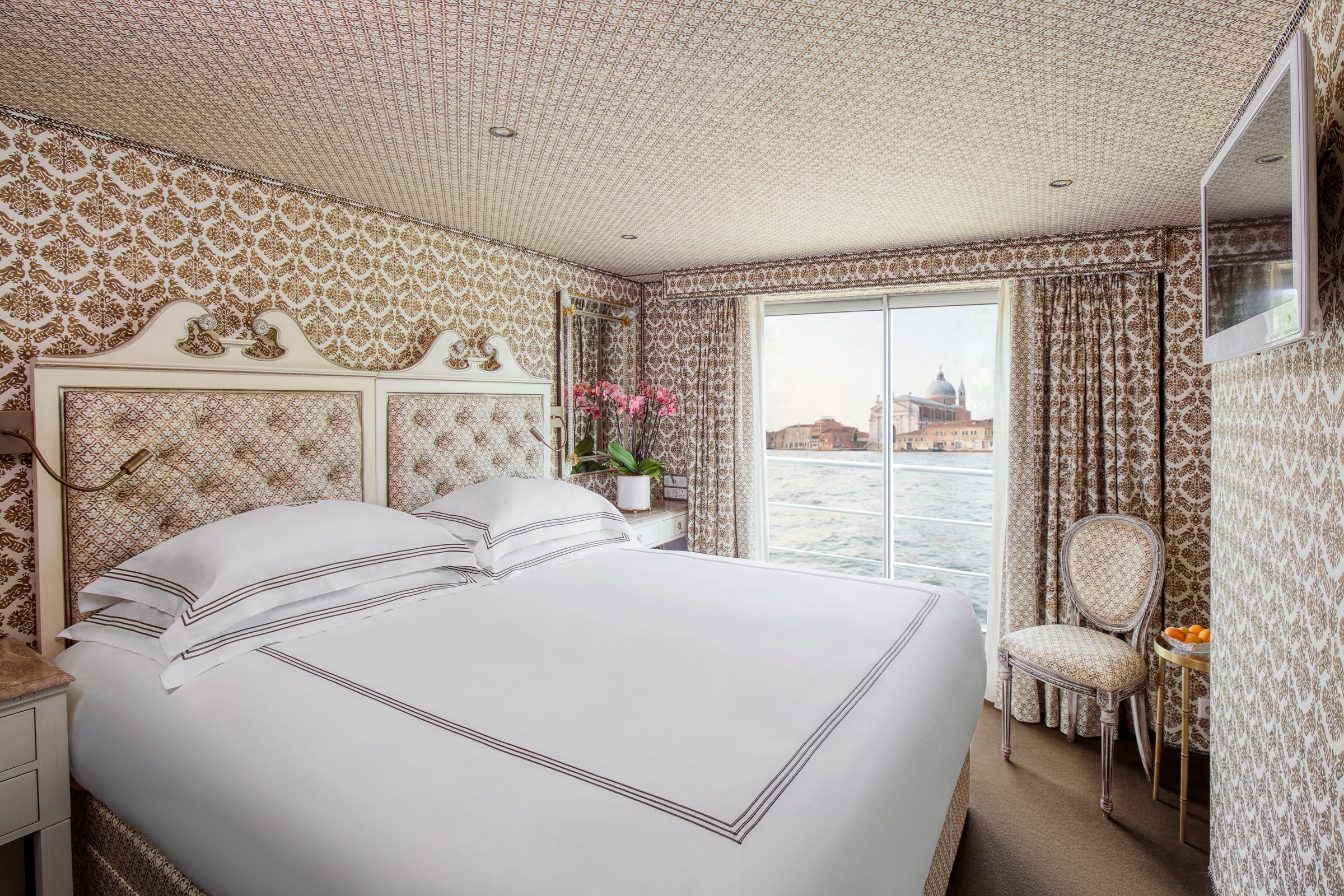 S.S. La Venezia – stateroom