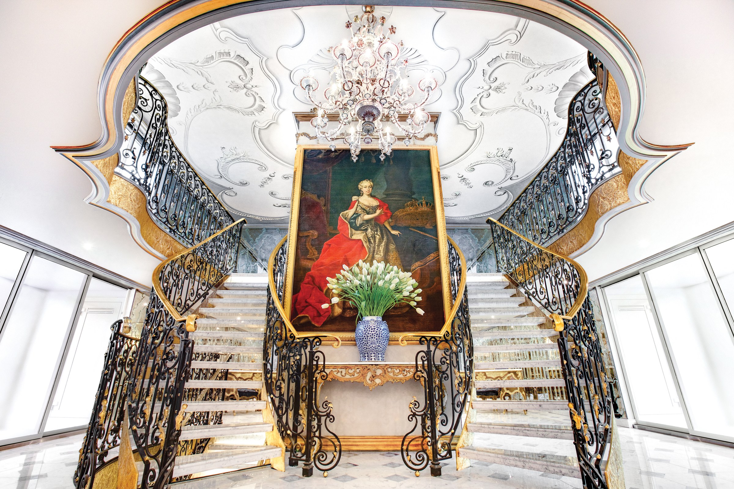 S.S. Maria Theresa – Lobby staircase