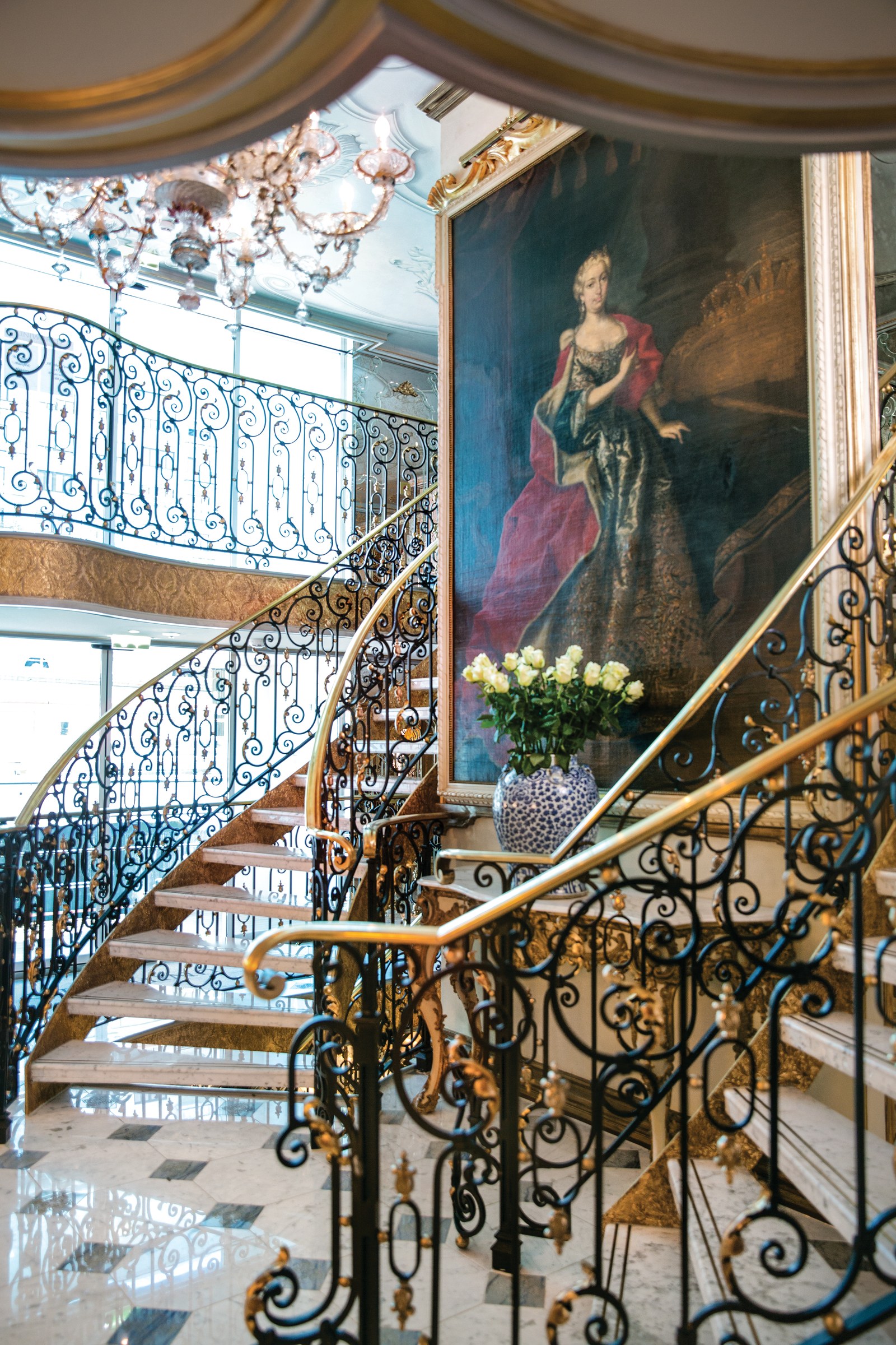 S.S. Maria Theresa – Lobby staircase detail