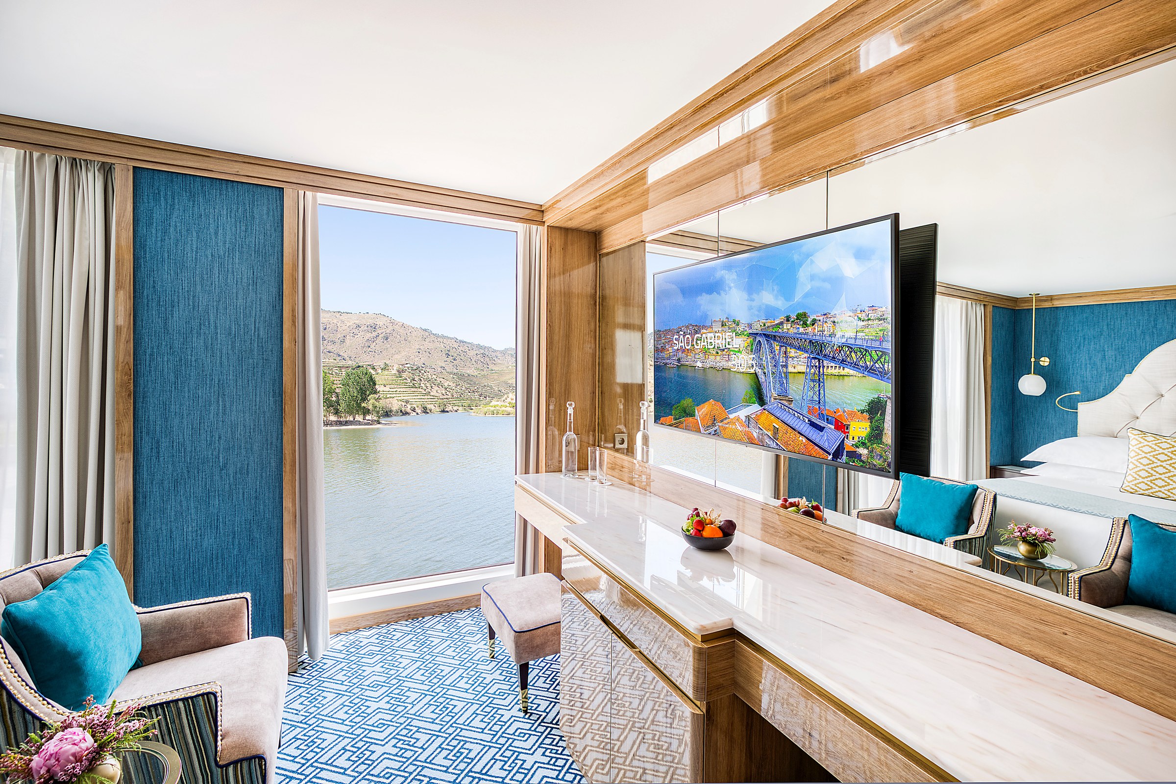 S.S. São Gabriel – Suite with river view