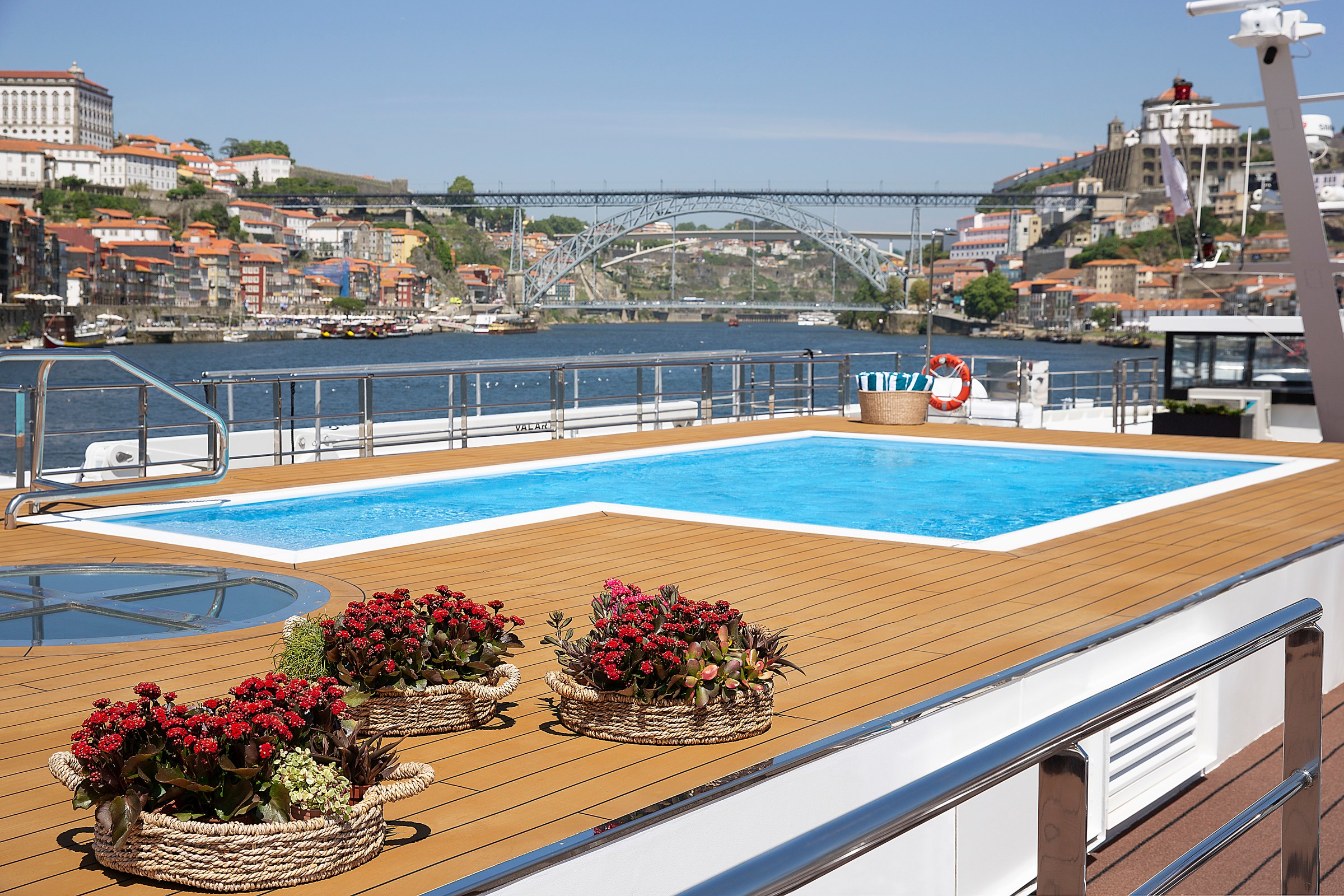 S.S. São Gabriel – Sun Deck pool