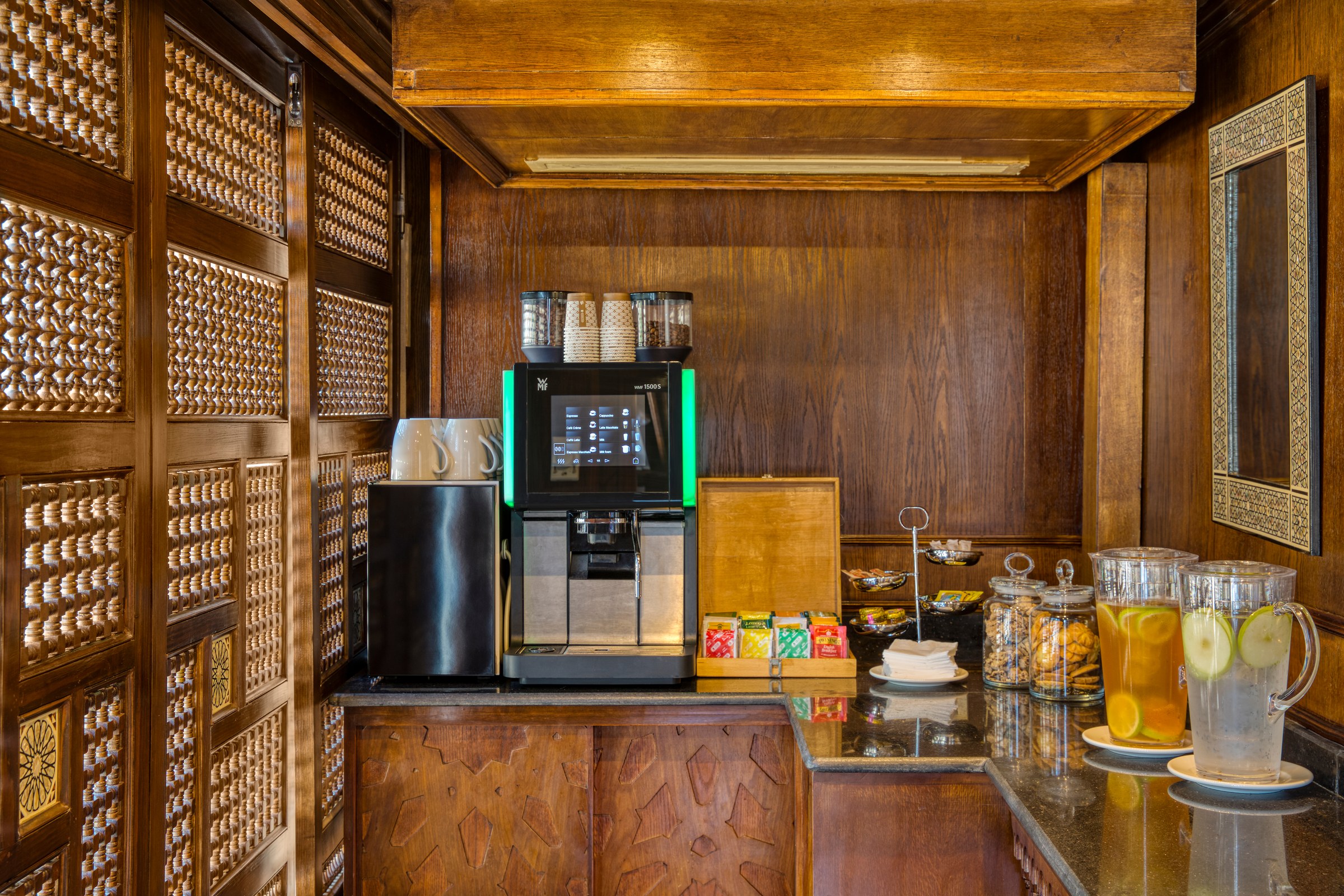 S.S. Sphinx – Coffee station