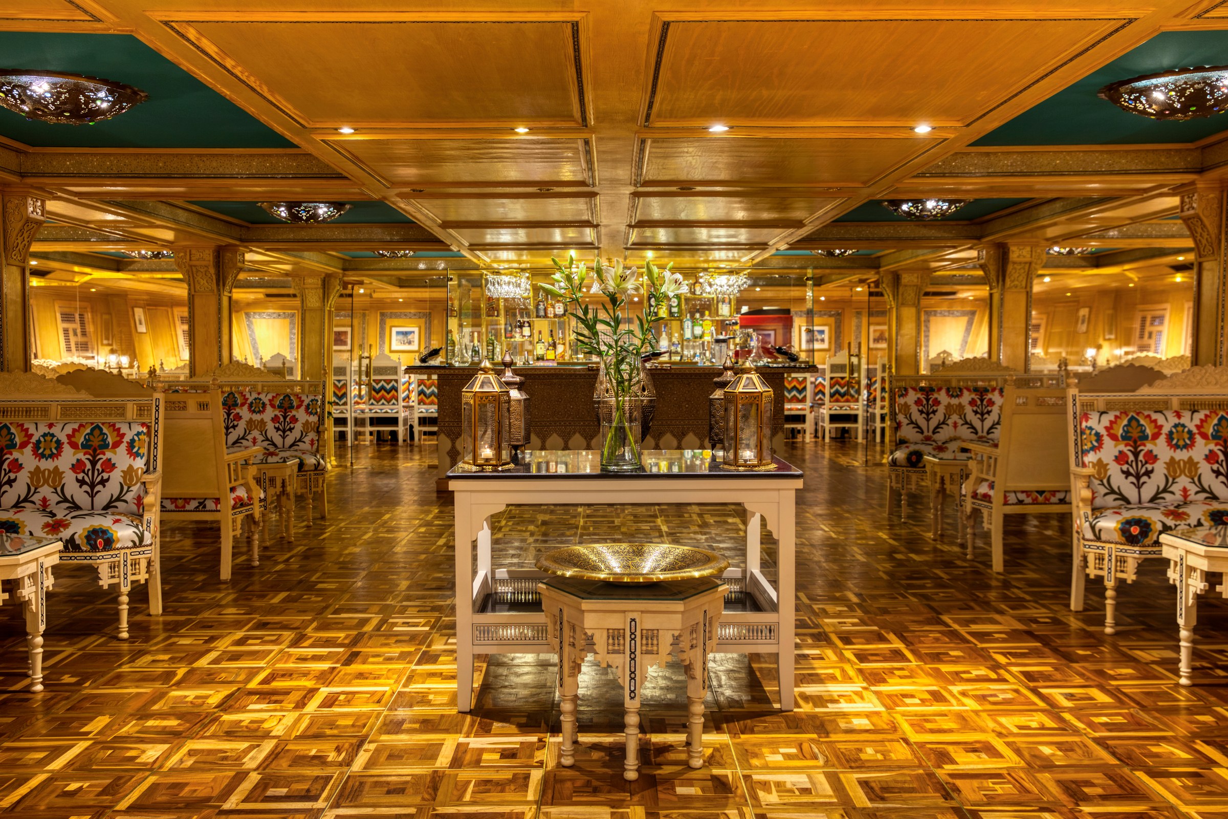 S.S. Sphinx – Lounge bar