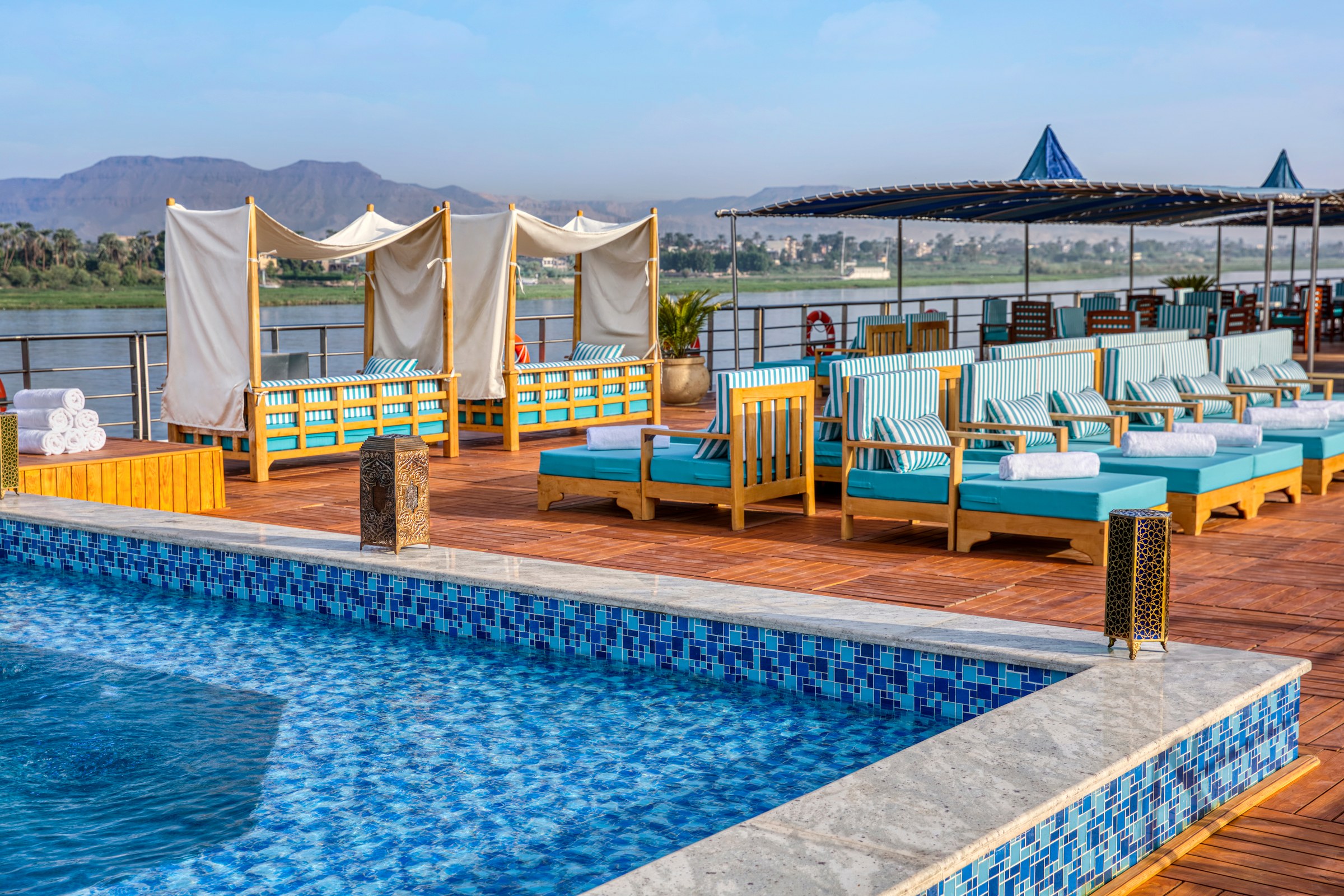 S.S. Sphinx – Sun Deck pool