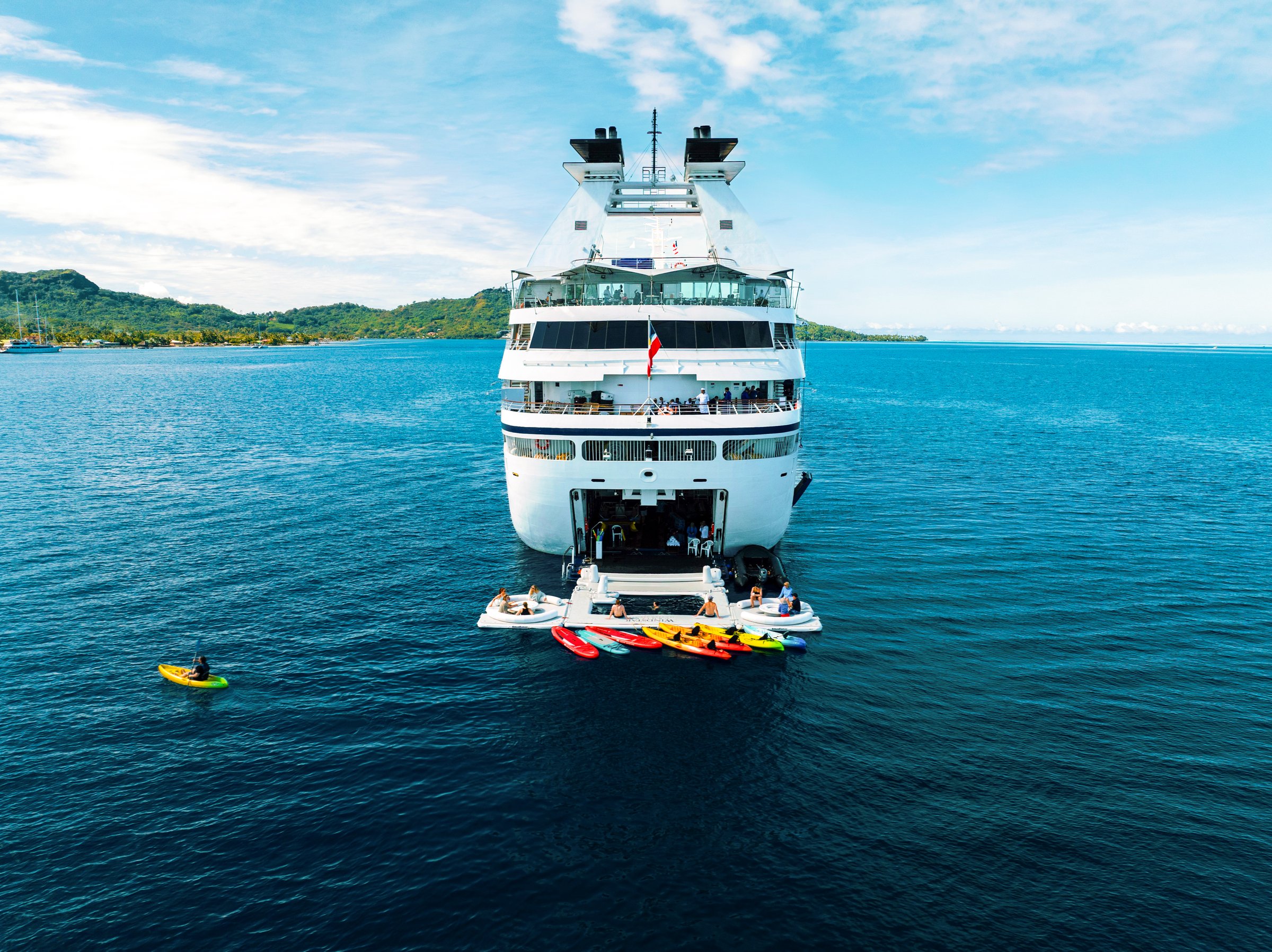 Star Breeze exterior