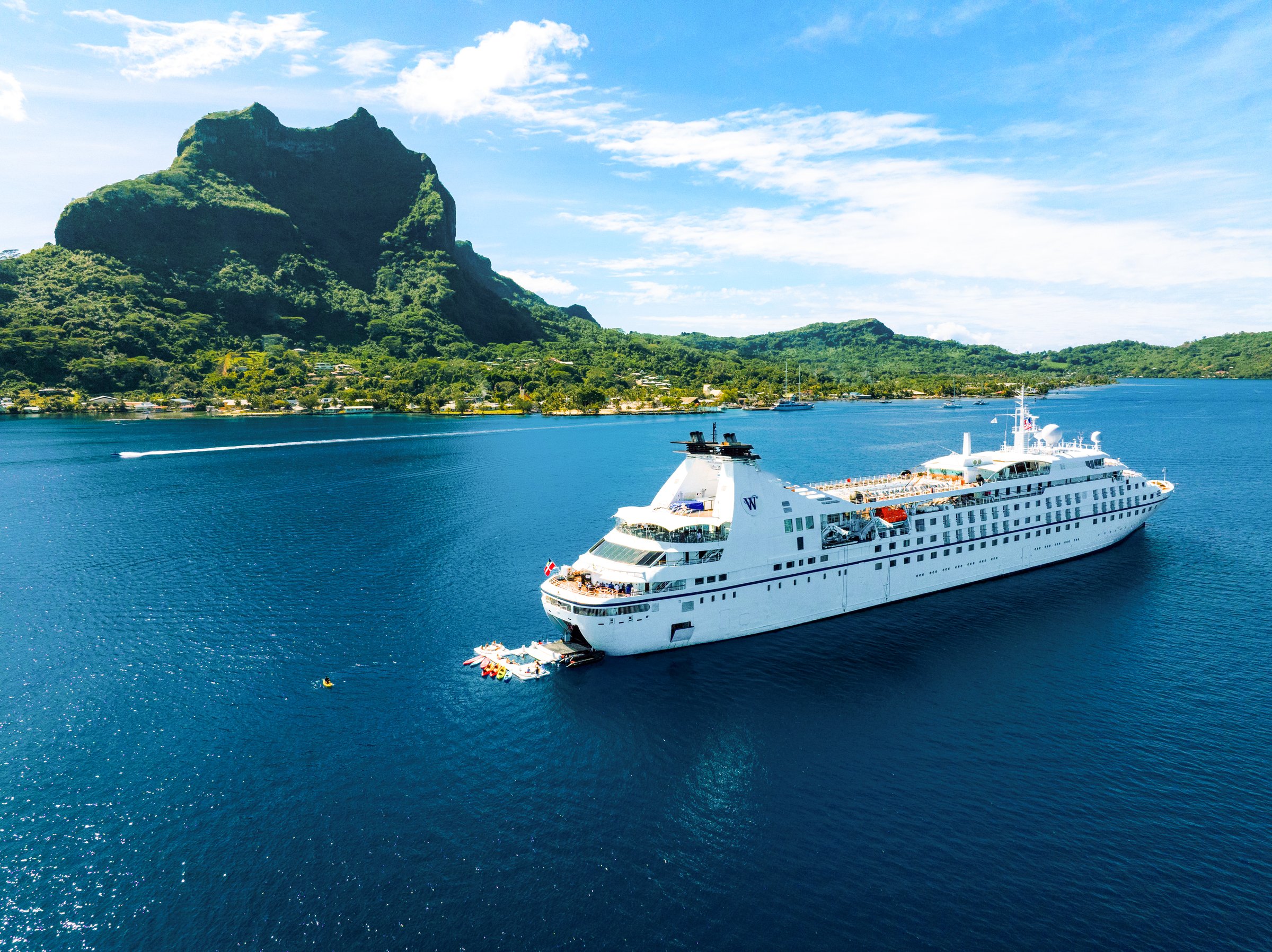 Star Breeze exterior