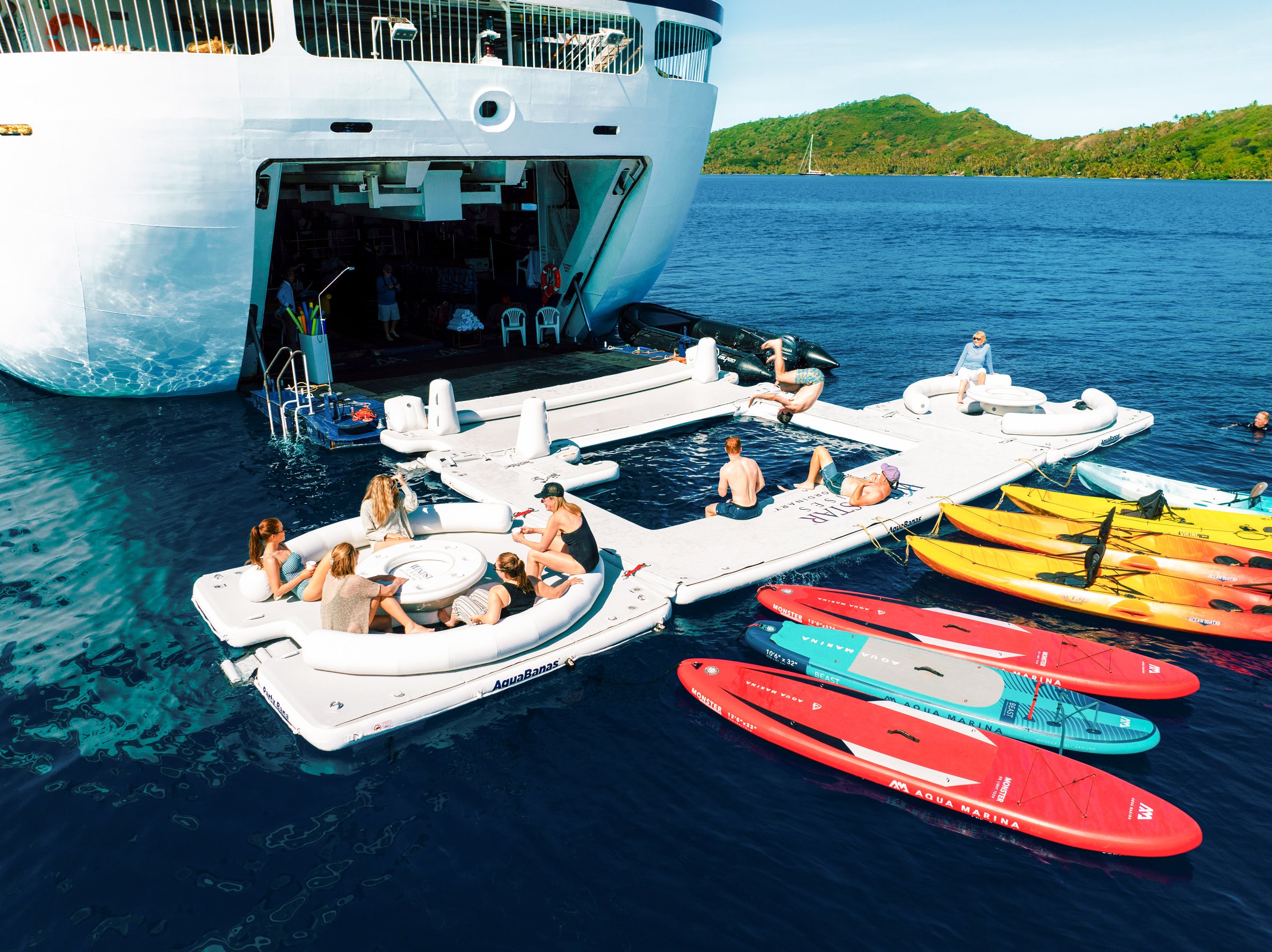 Star Breeze exterior