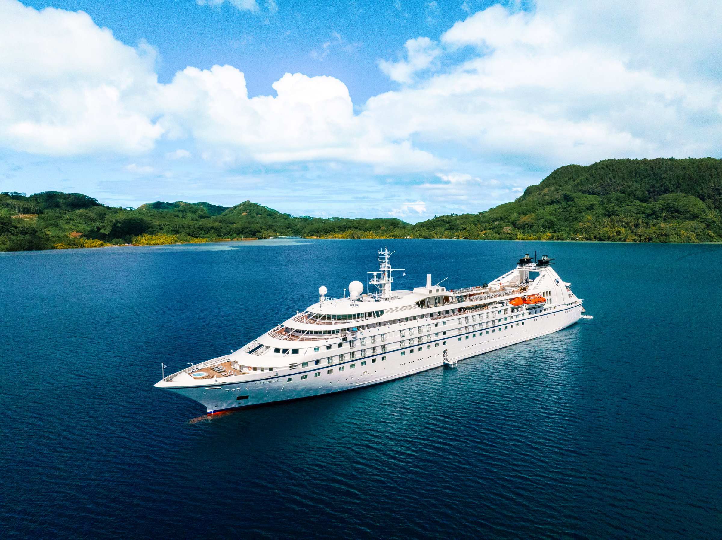Star Breeze exterior