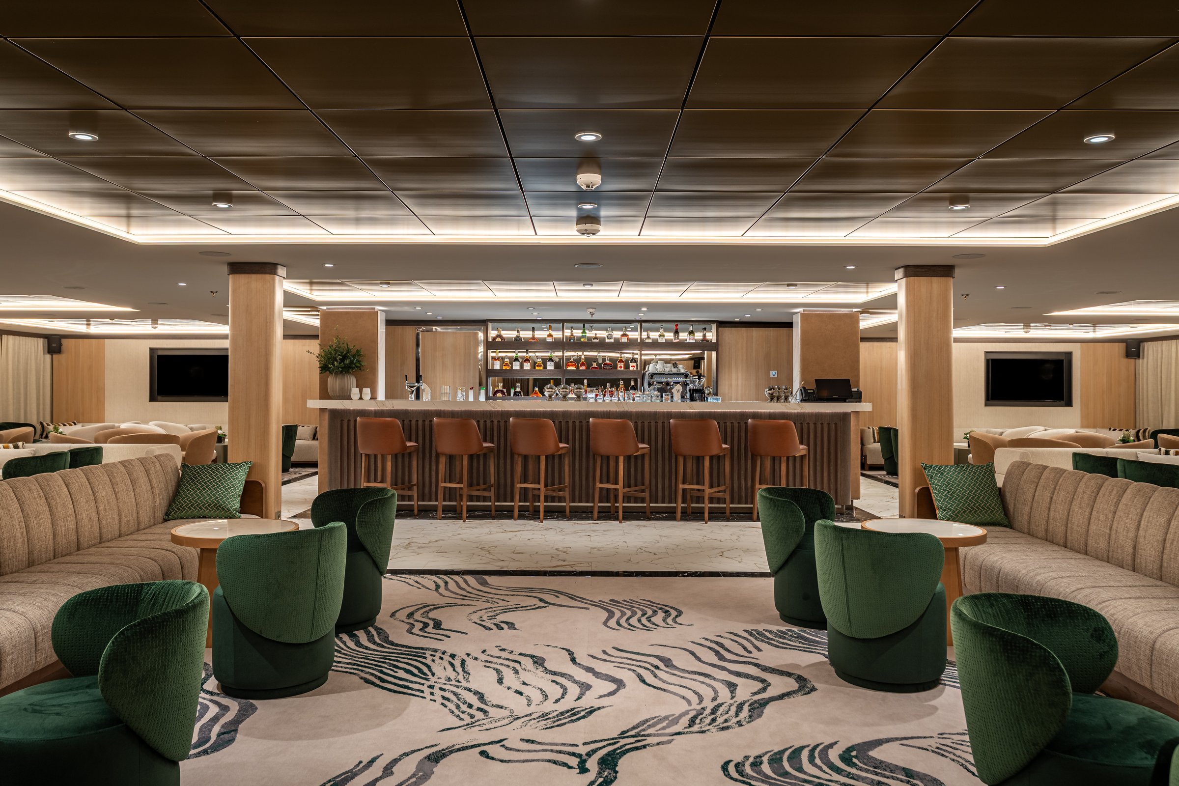 Star Seeker bar and lounge