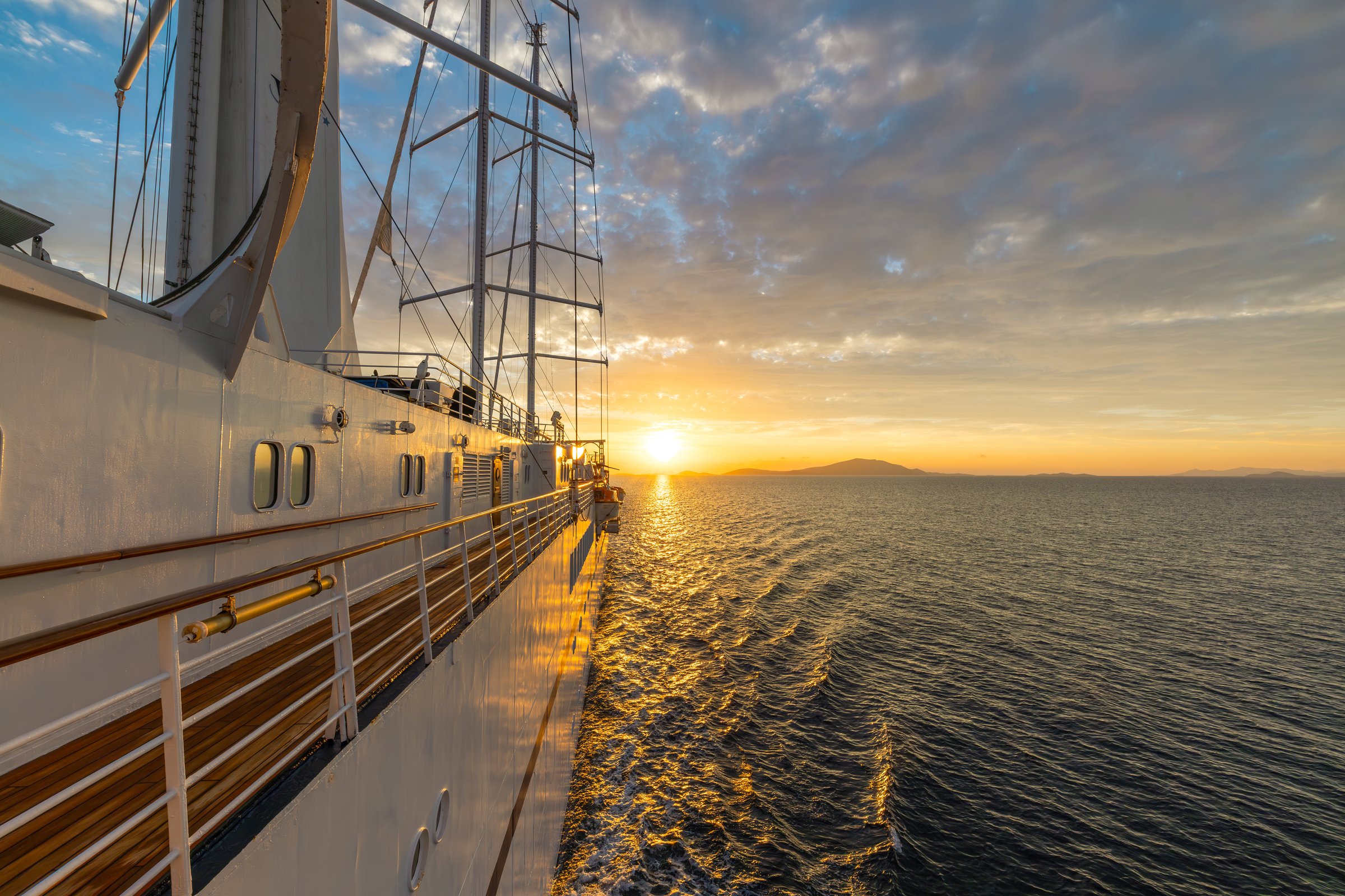 Wind Star exterior