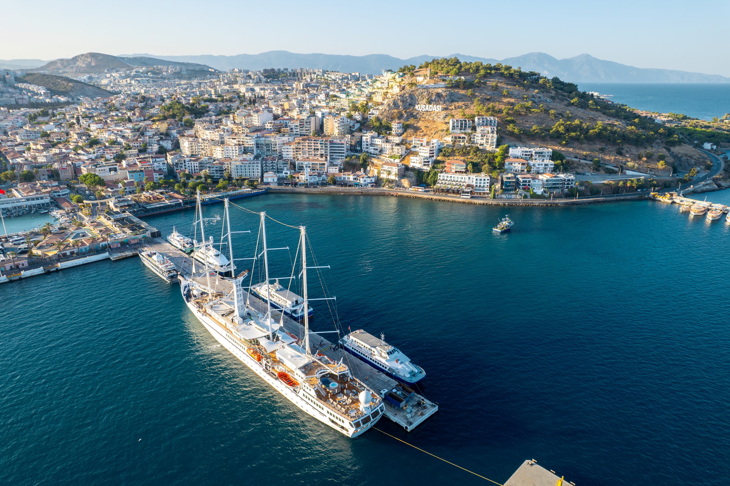 Wind Star exterior