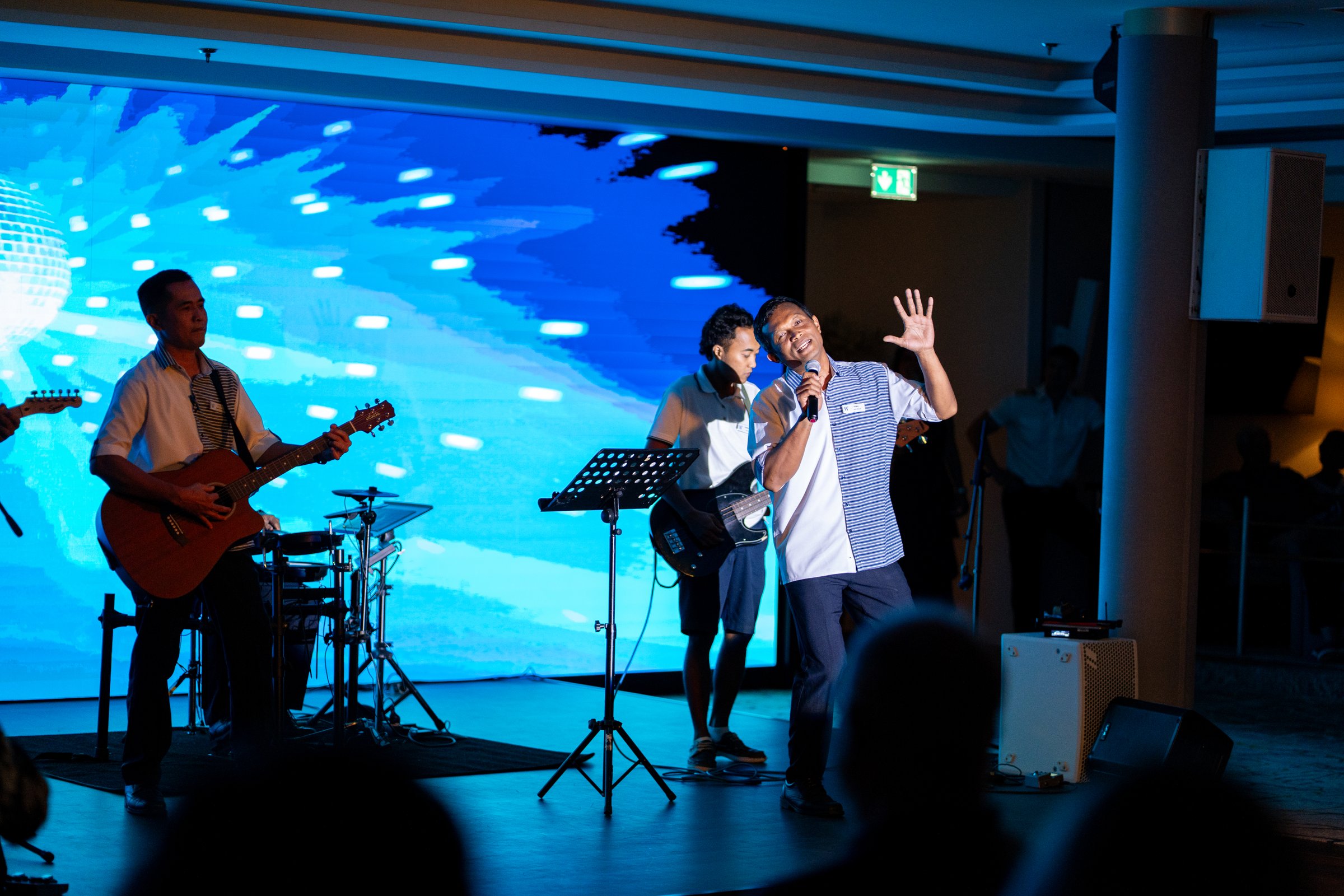 Wind Surf entertainment