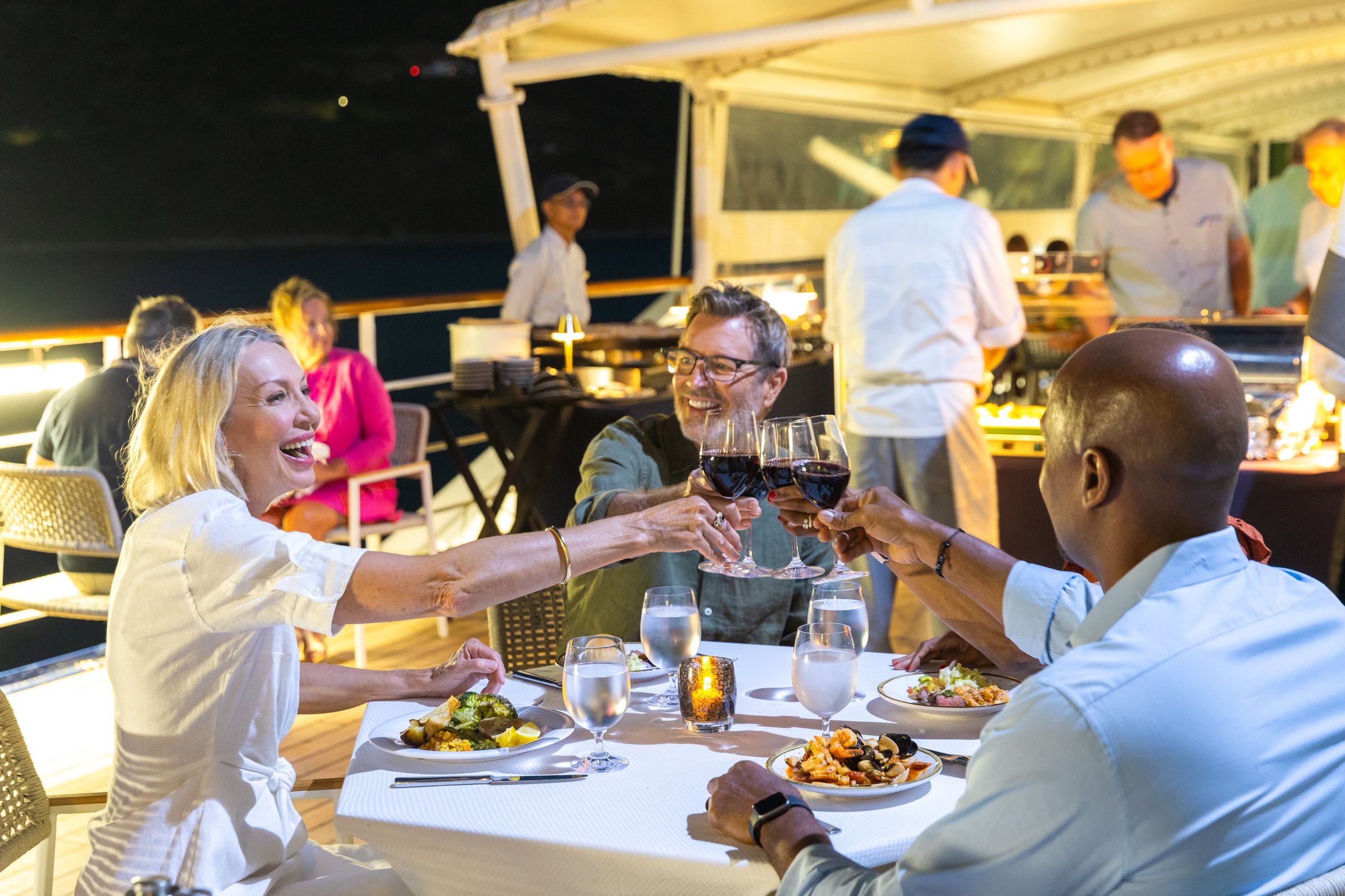 Wind Surf dining